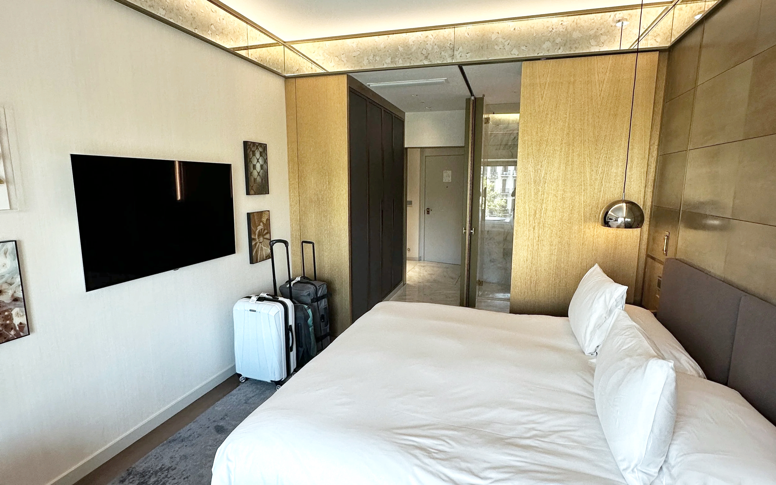 Room - Almanac Barcelona Review 2026