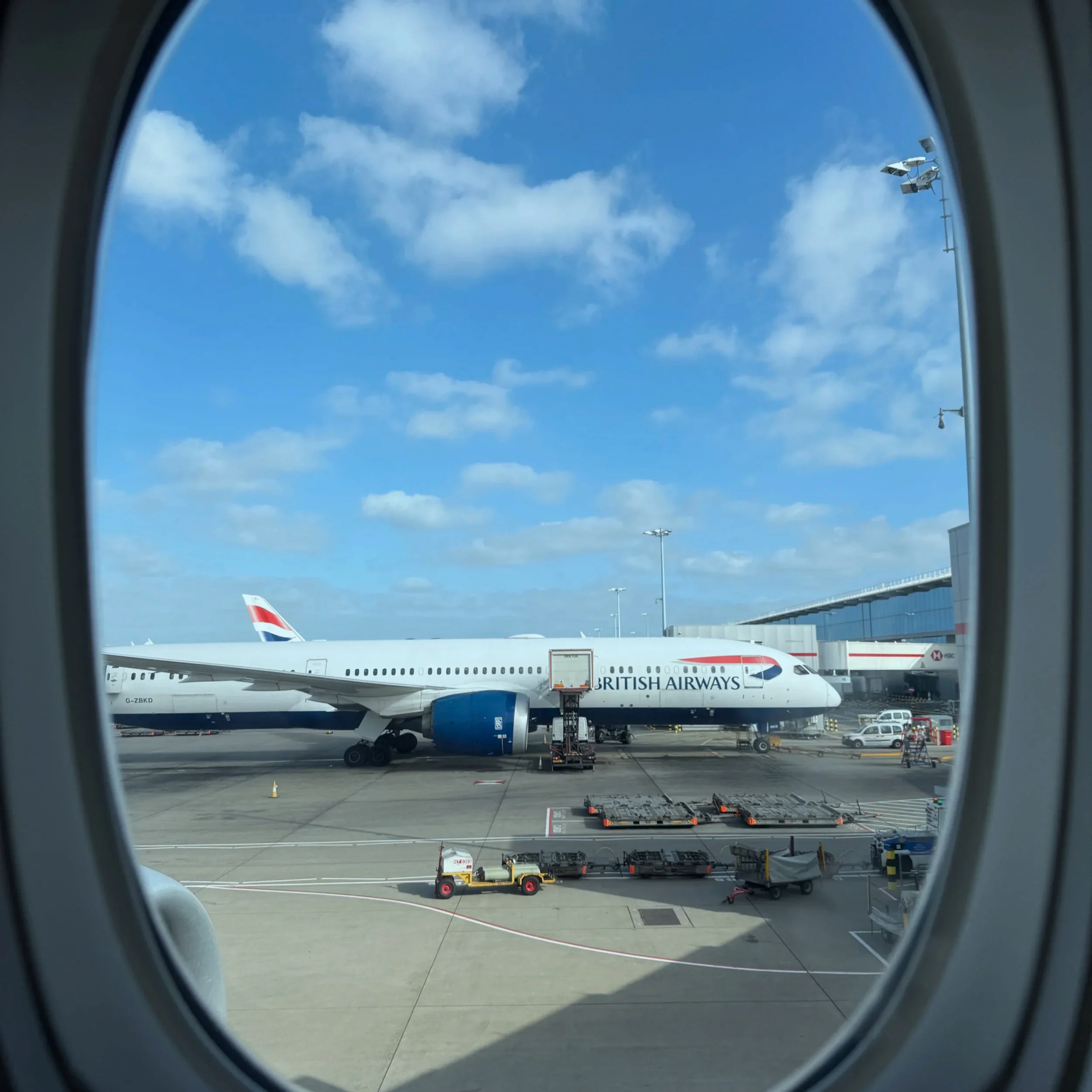 Wells Fargo Autograph vs Amex Gold 2026