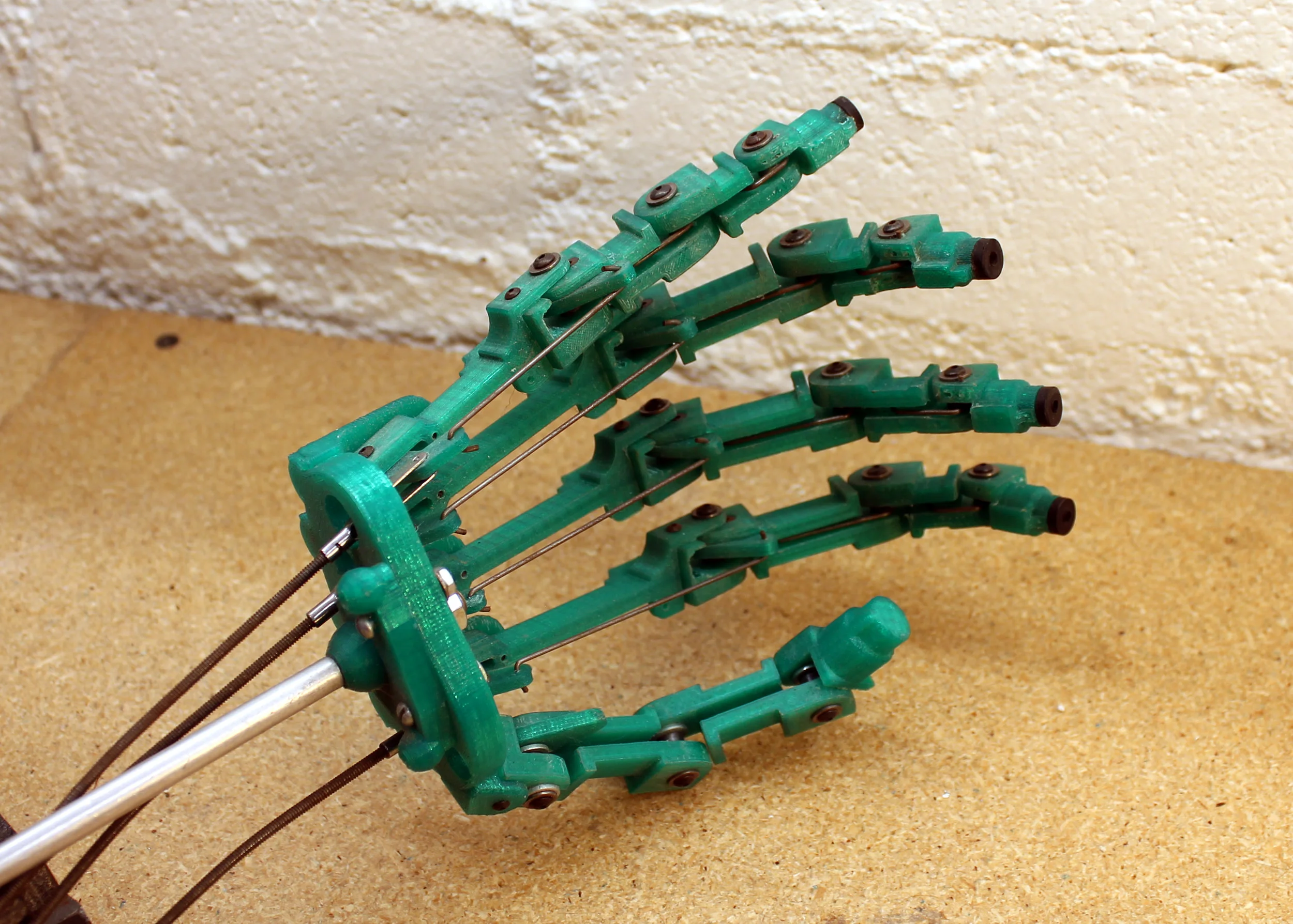CTH09_HandMechDetailsBottomPinky.jpg