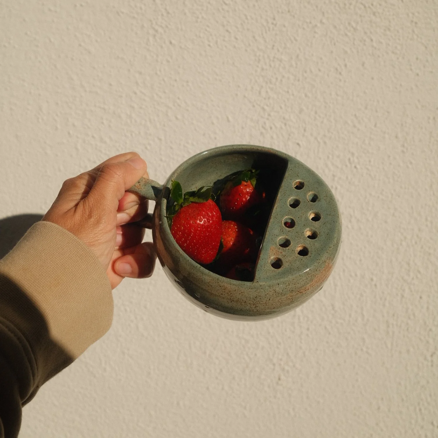 The Classic Berry Strainer