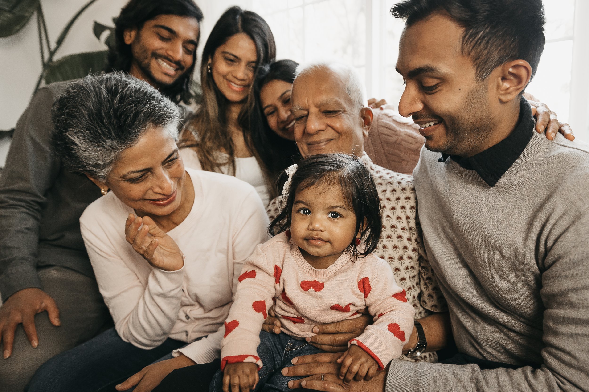 multi-generational-family-photo-everett-wa