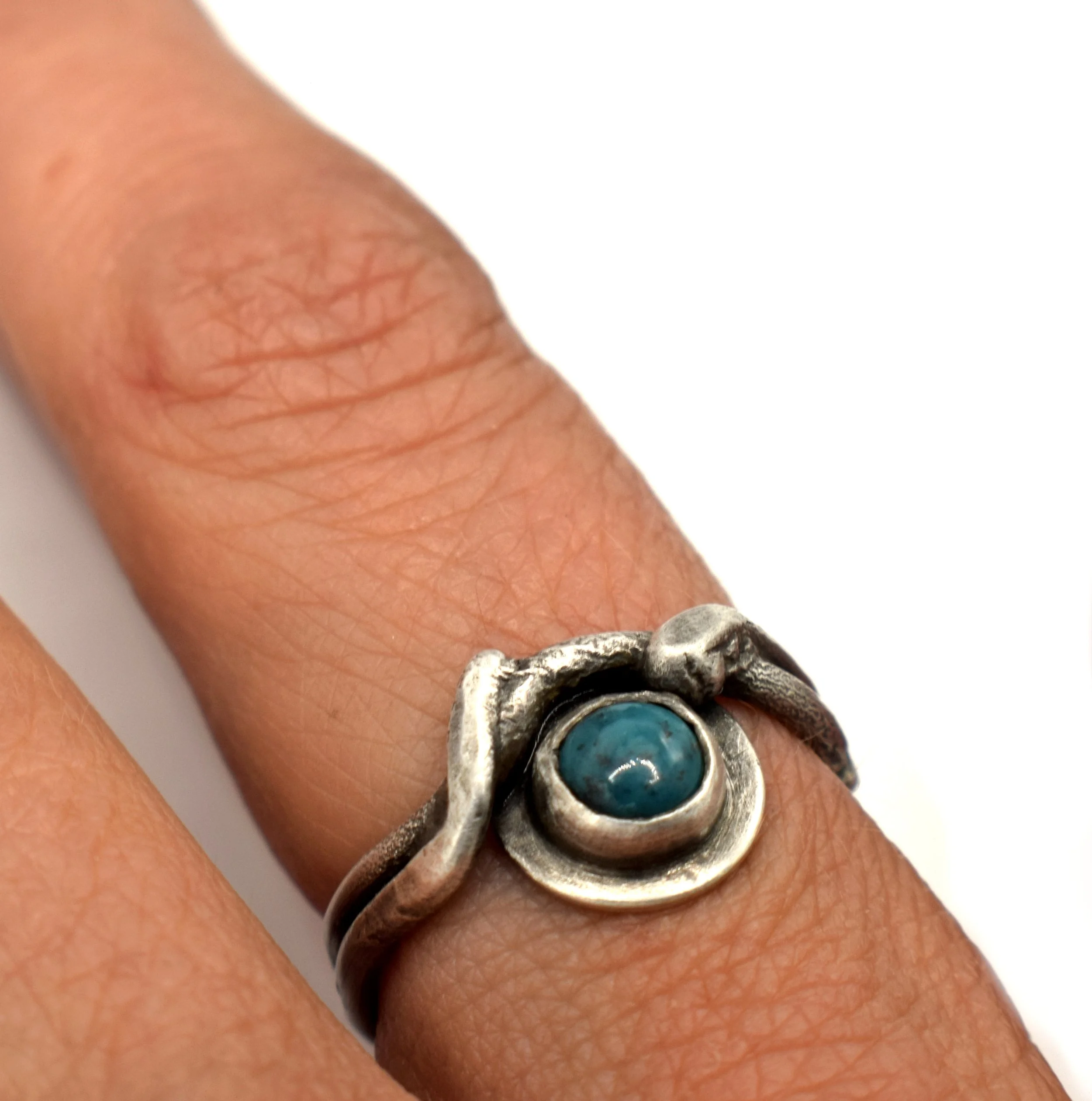 lil_turquoise_ring2.JPG