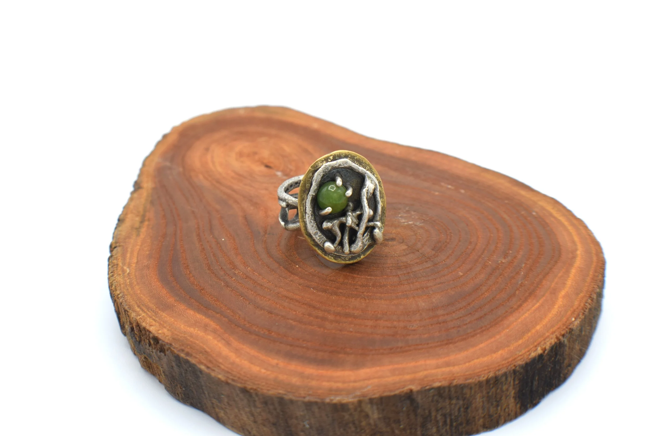 Jade_nest_ring3.JPG
