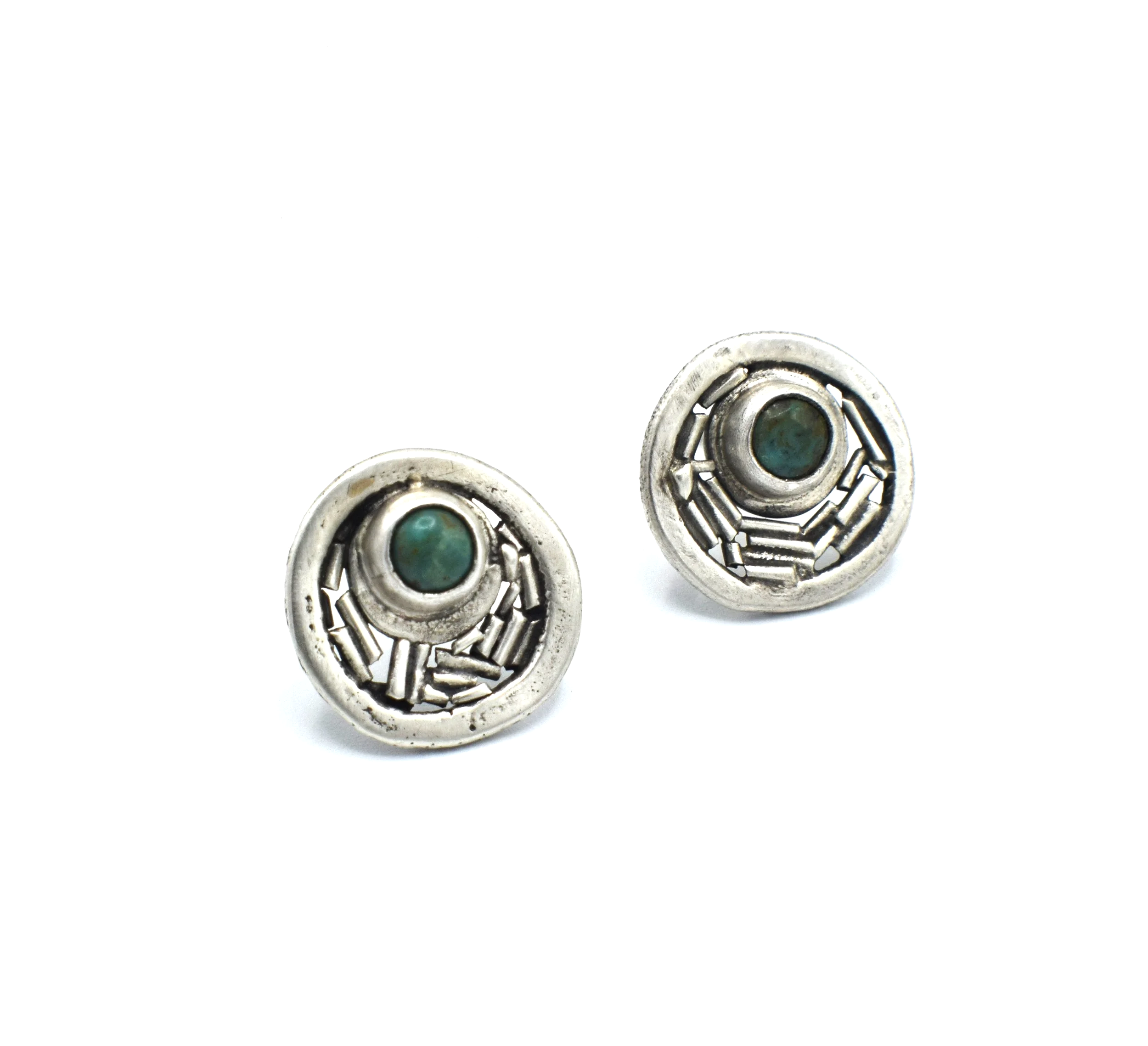 Turquoise_statement+studs2.png