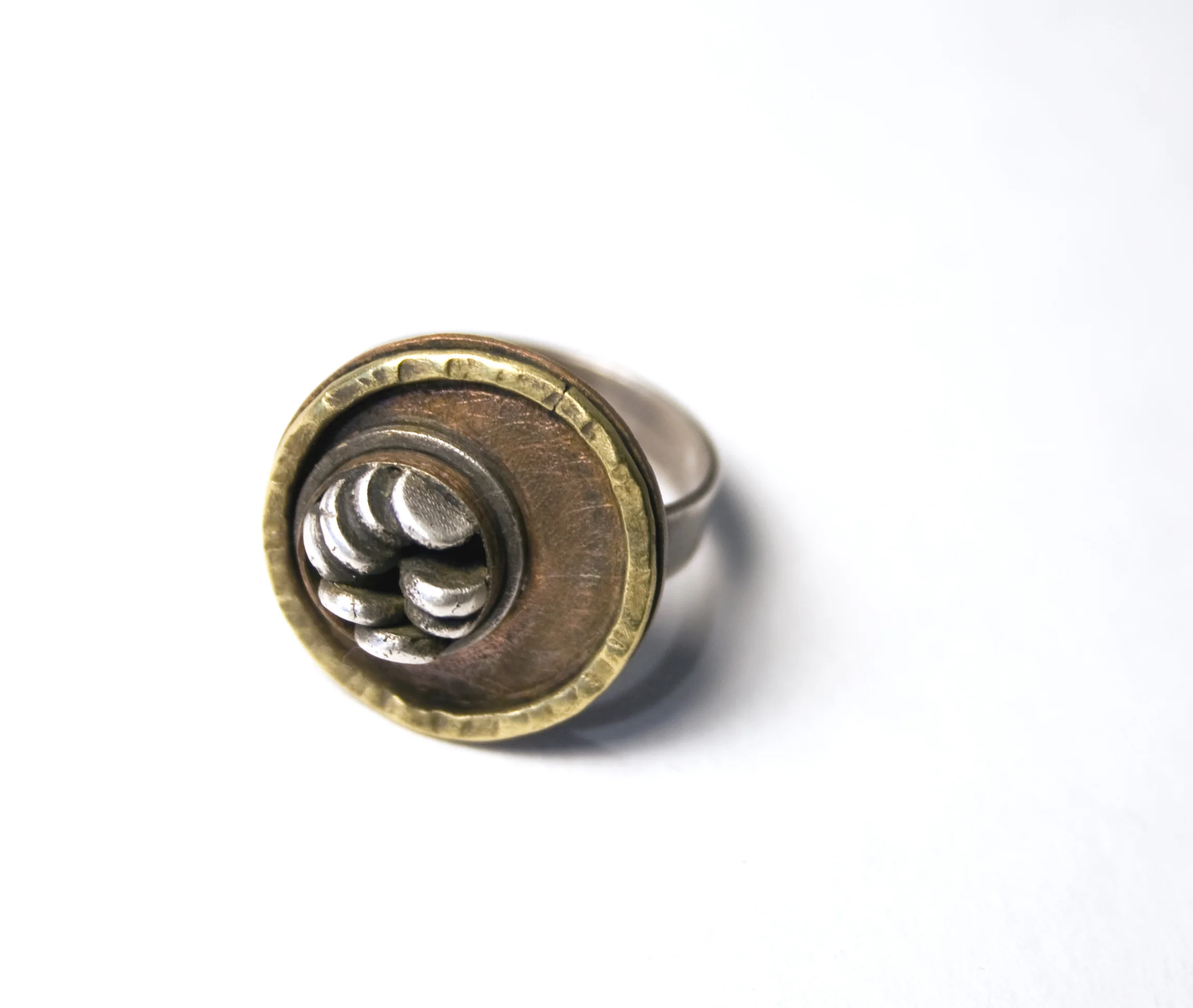 Pebble_Mixed_Metal_ring.jpg