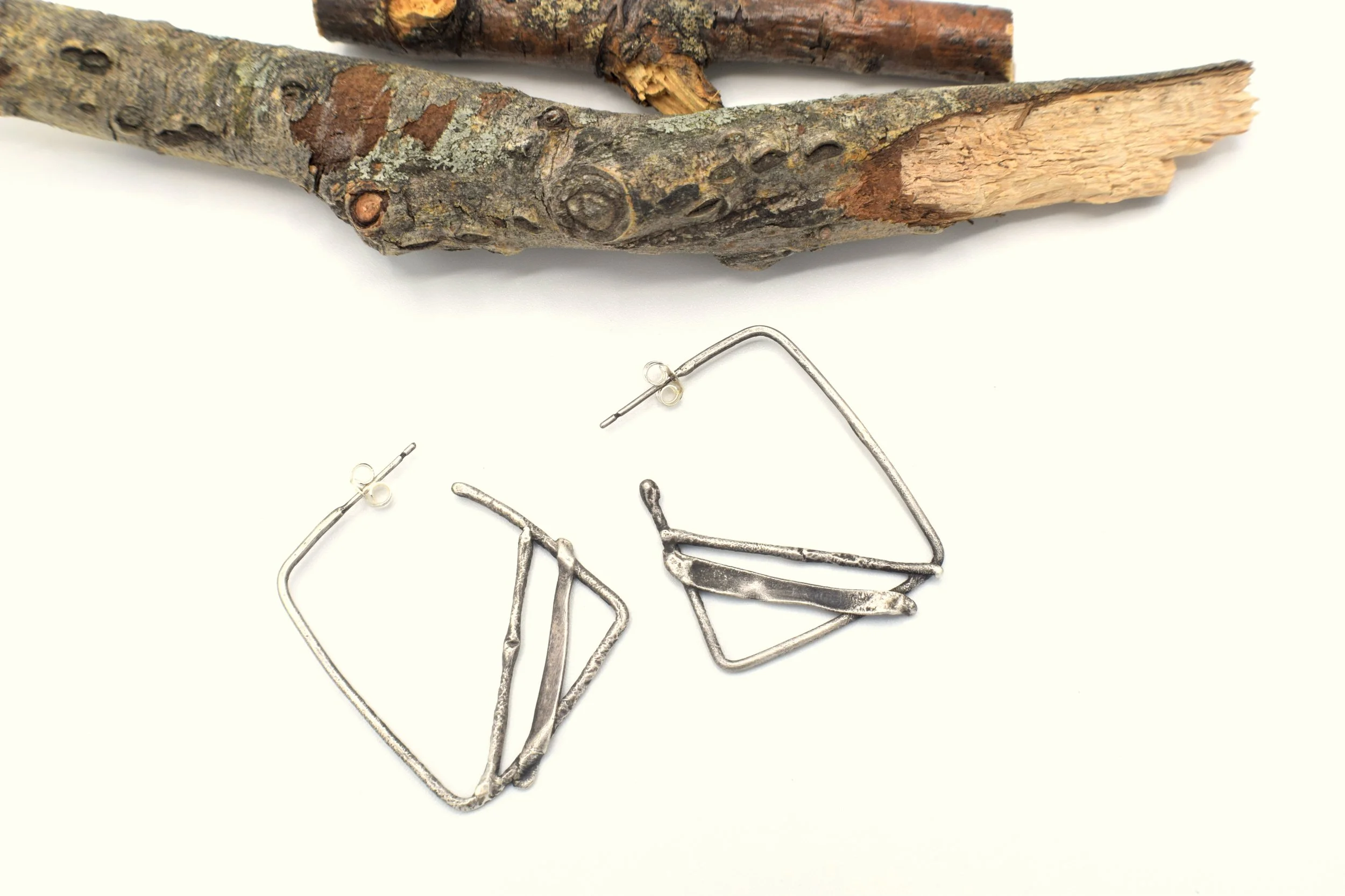 rustic_rectangle_hoop_earrings3.JPG