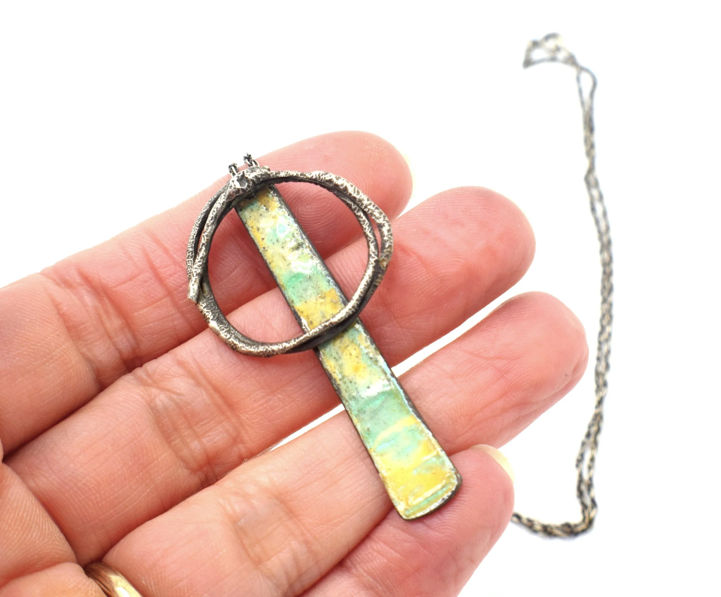 silver_enamel_simple_necklace.JPG