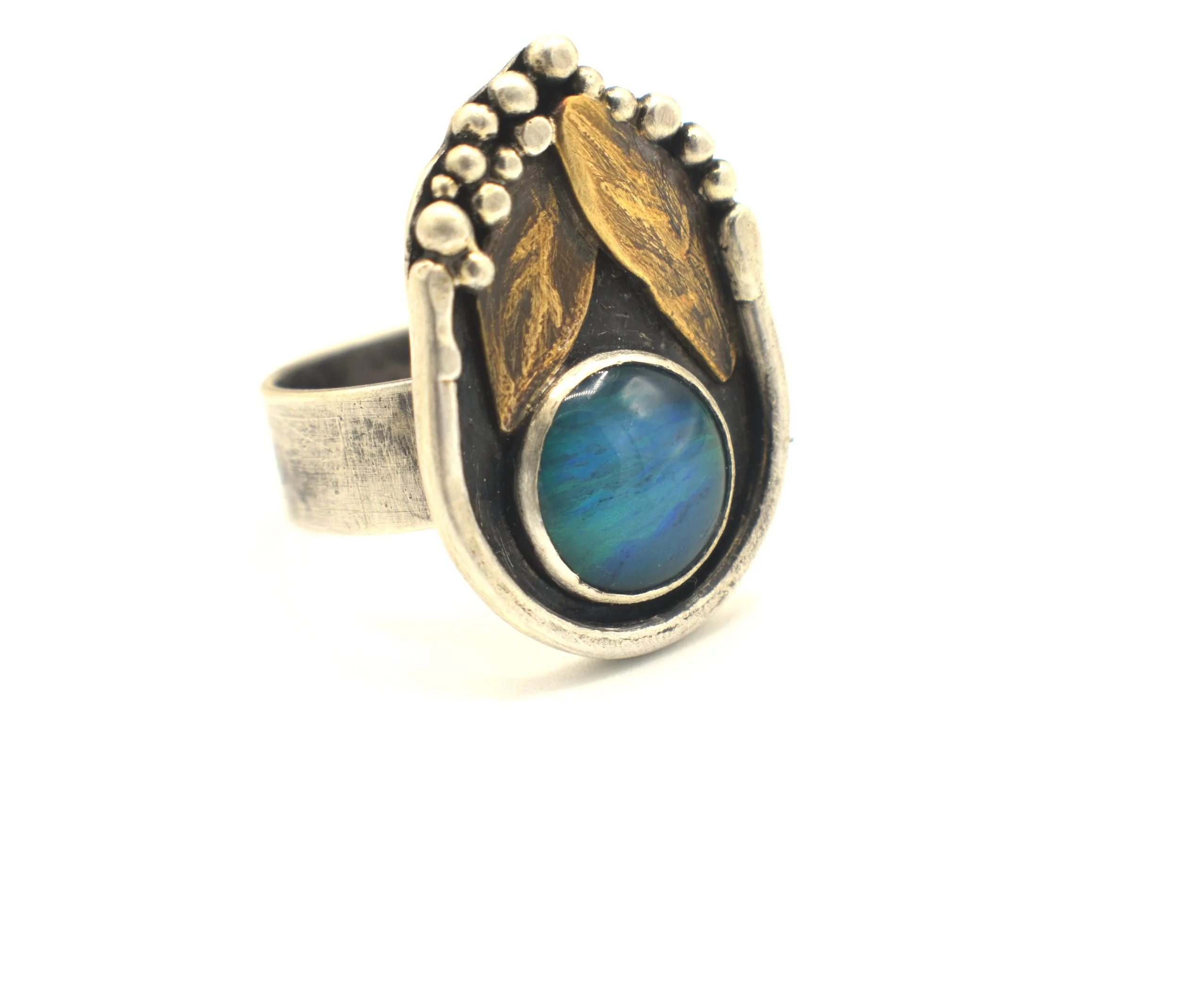 Opal_leaves_frame_ring2.JPG