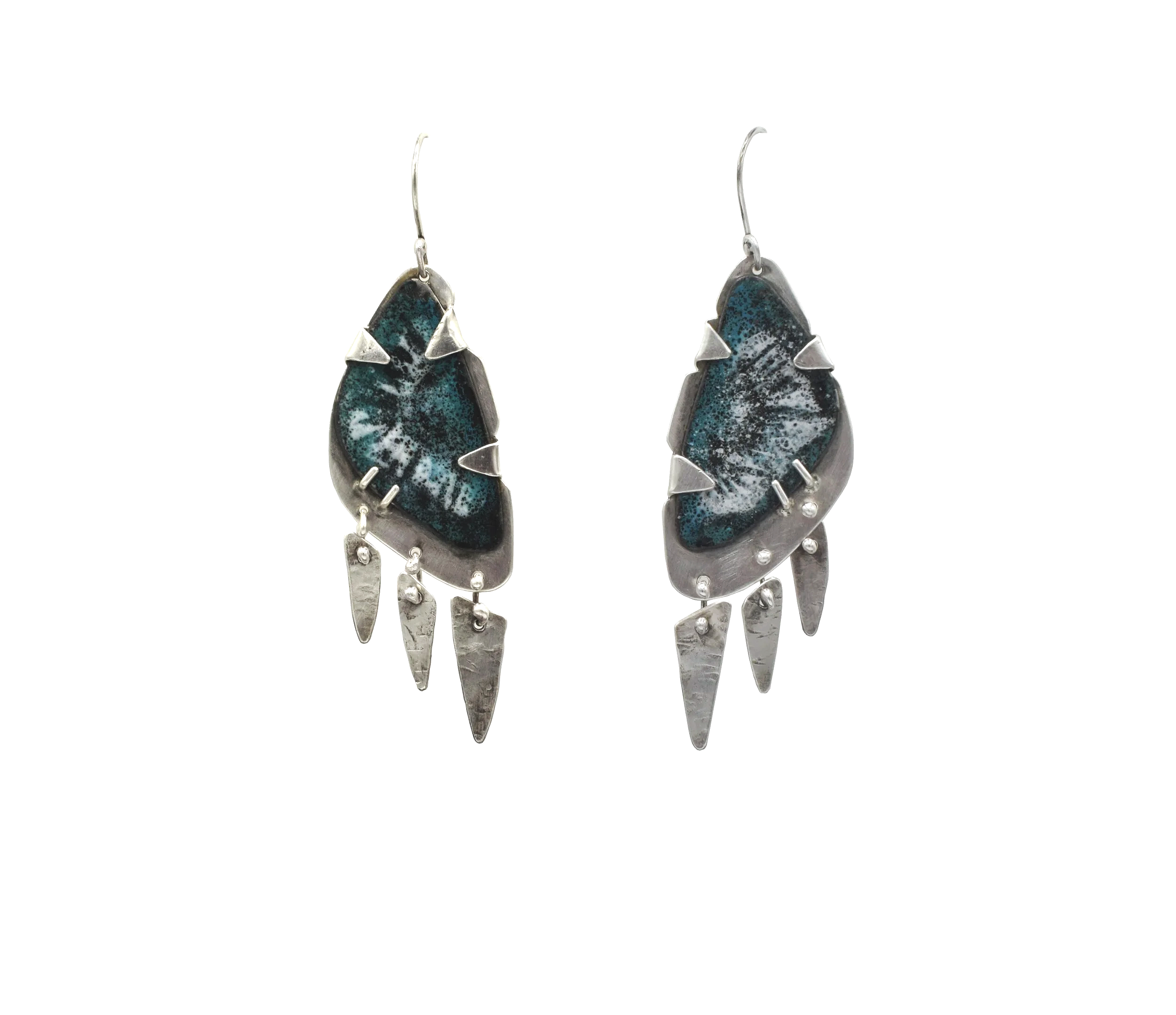 Enamel_wing_Earrings2.png