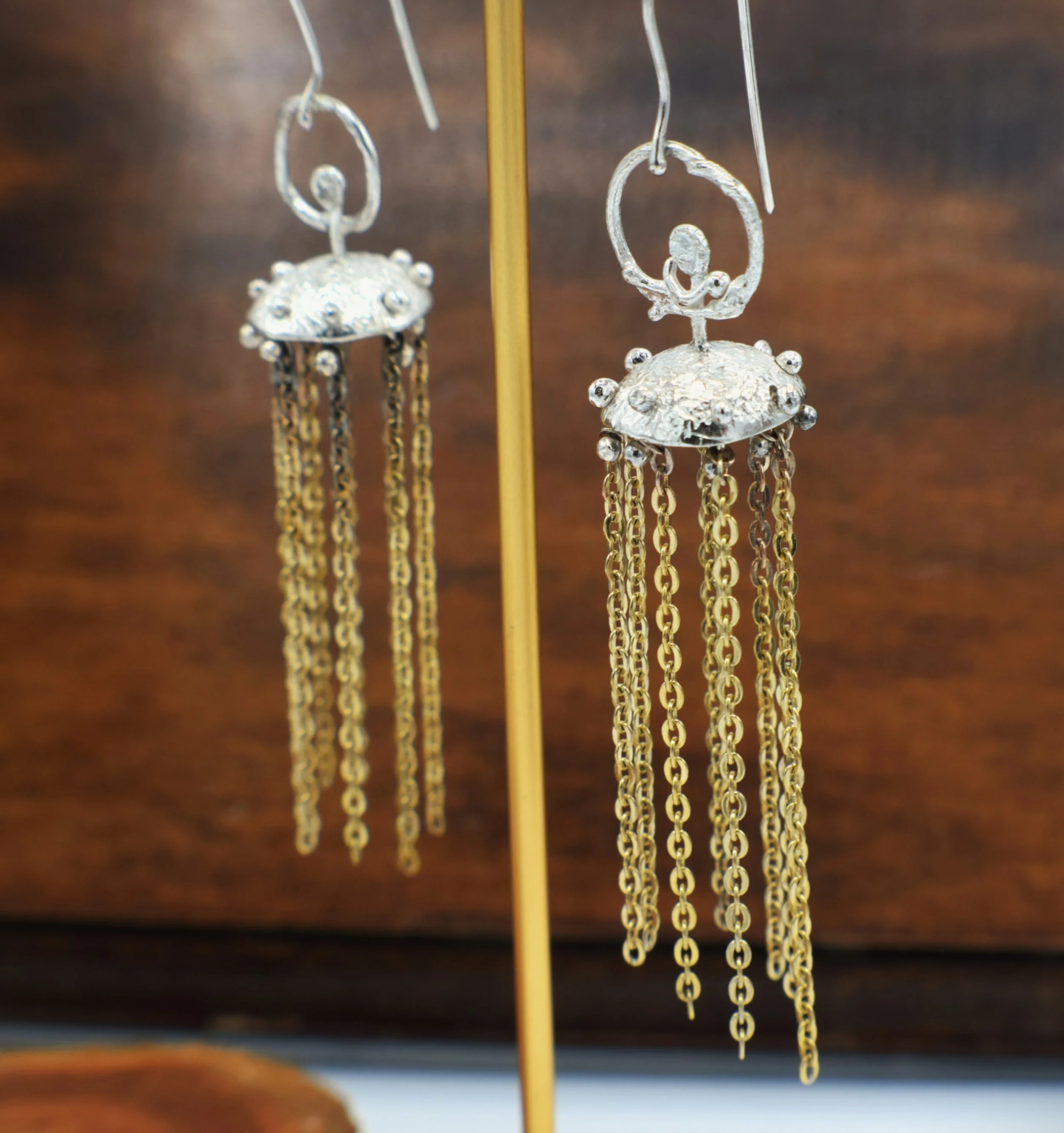chandelier_dangle_brass_silver_earring2.JPG