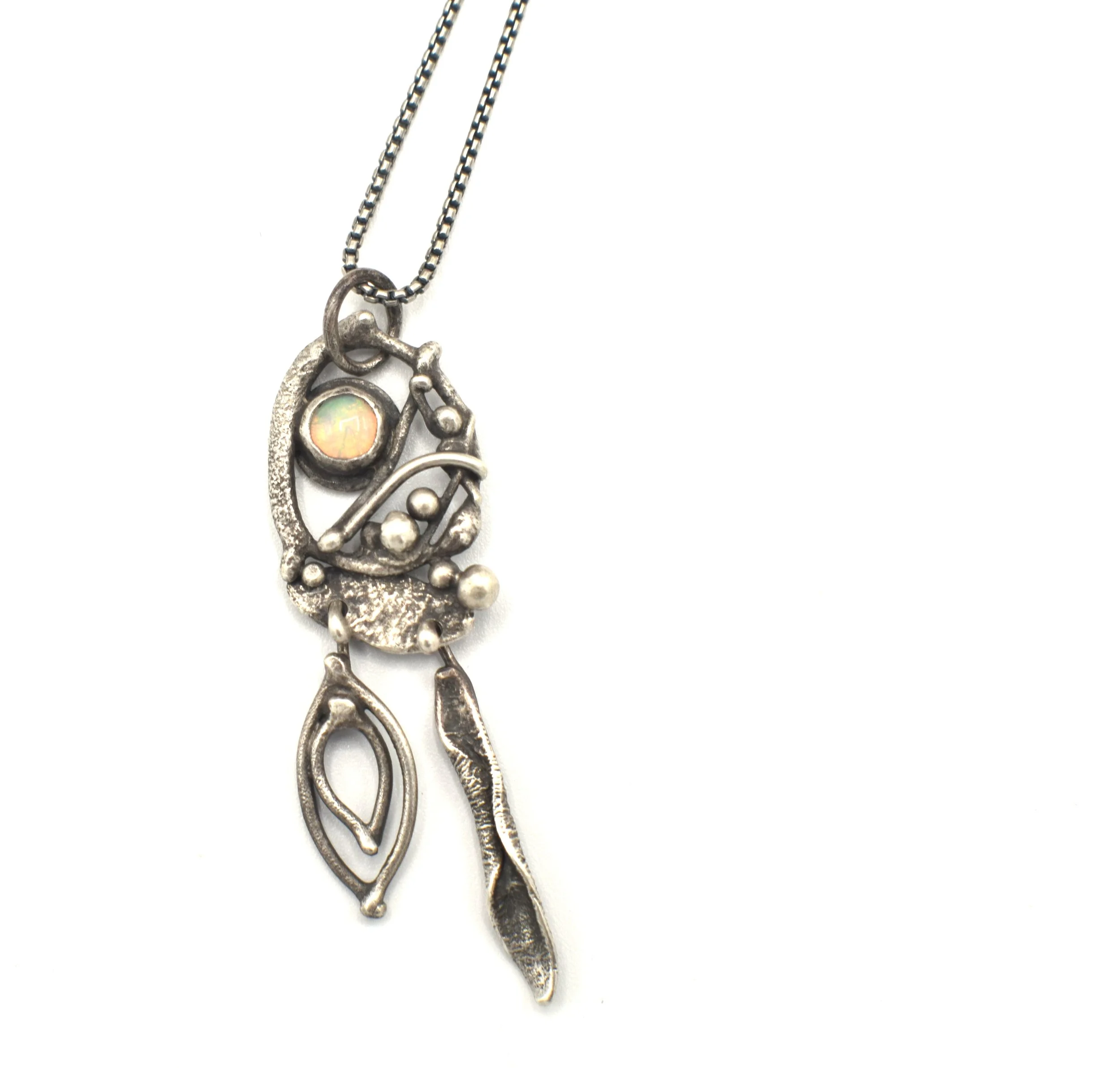 Opal_asymmetric_necklace2.JPG