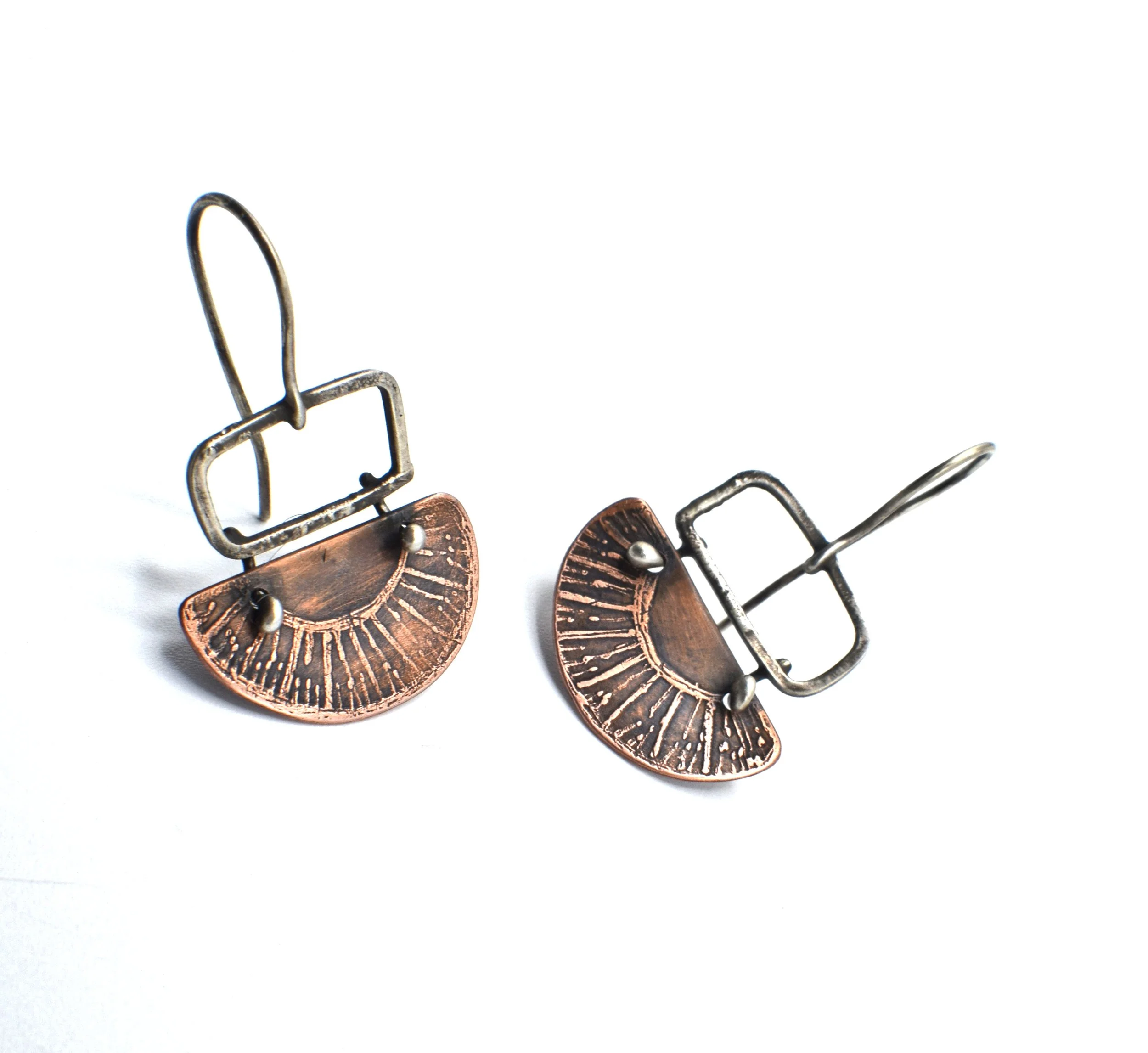 Copper_rays_earrings2.JPG