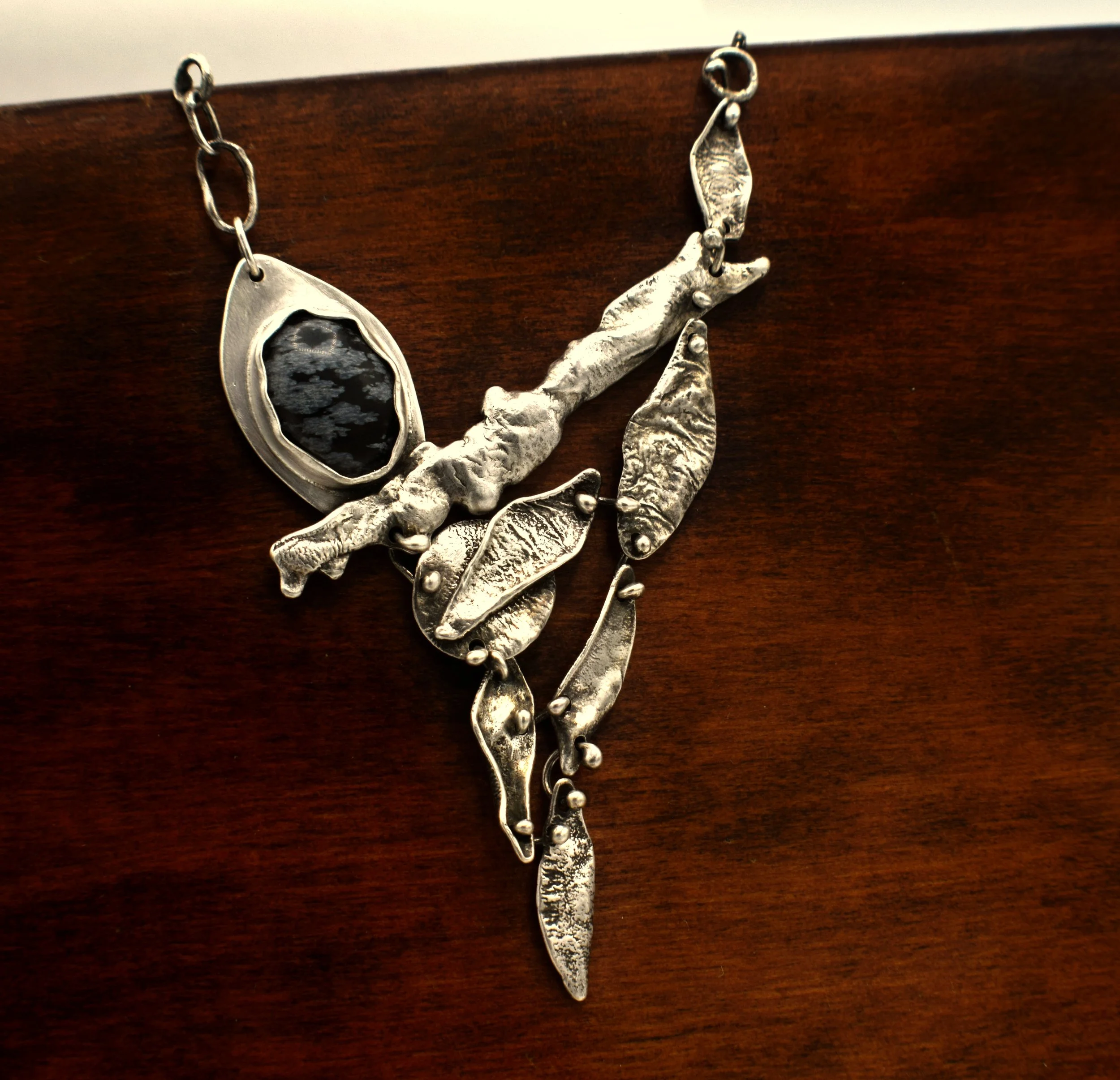 Brutalist_snowflake_obsidian_statement_necklace5.JPG