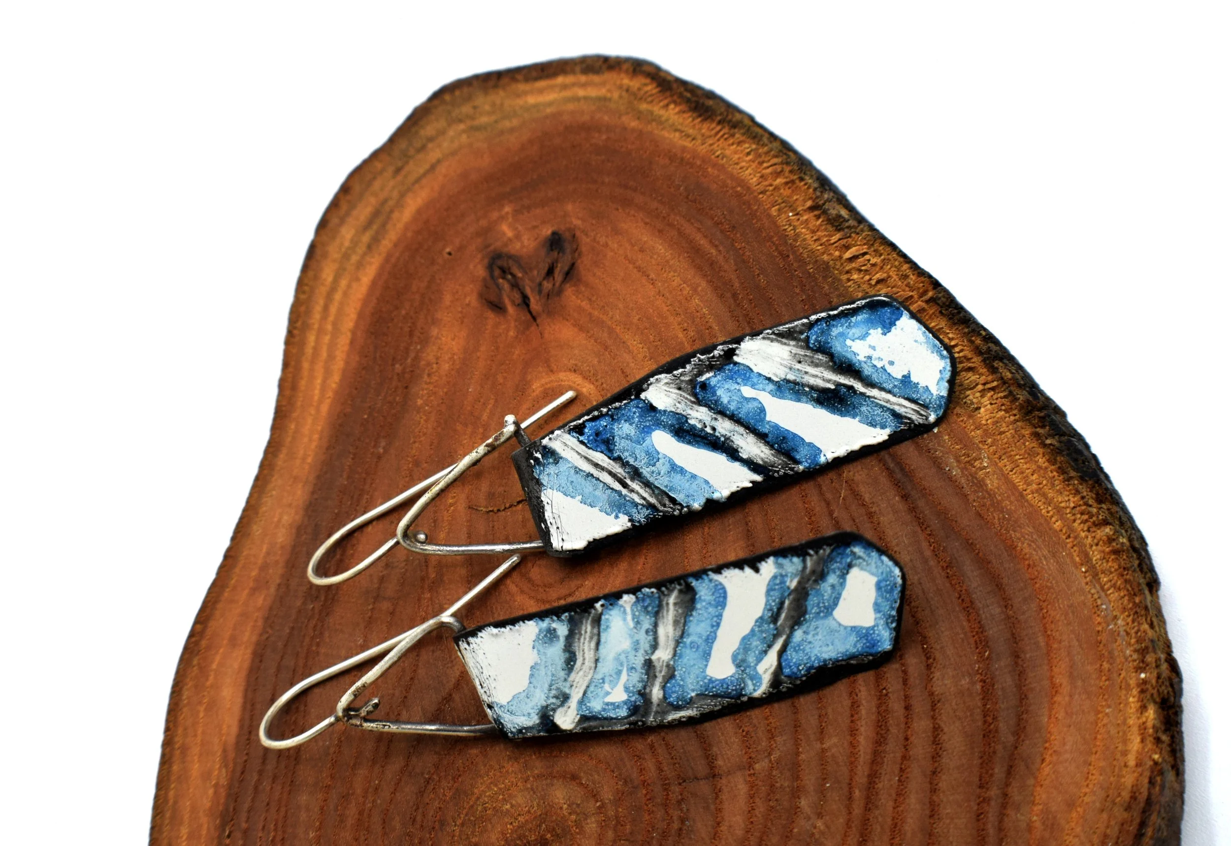 Blue_sea_enamel_earrings4.JPG