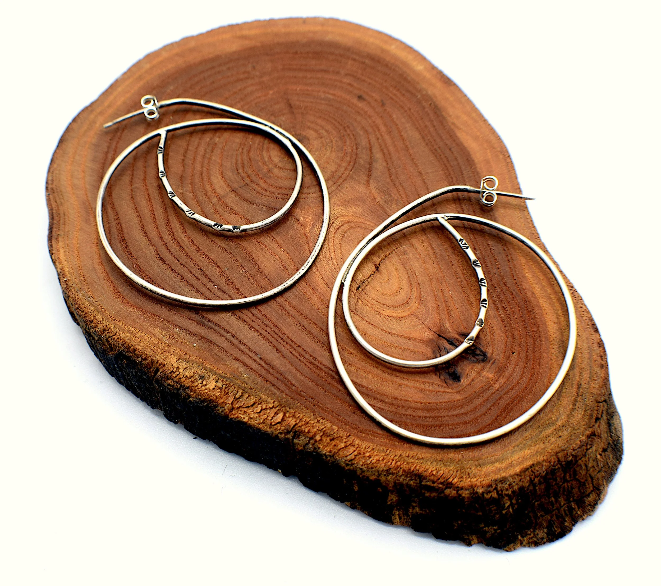 Large_silver_hoop_earrings2.JPG