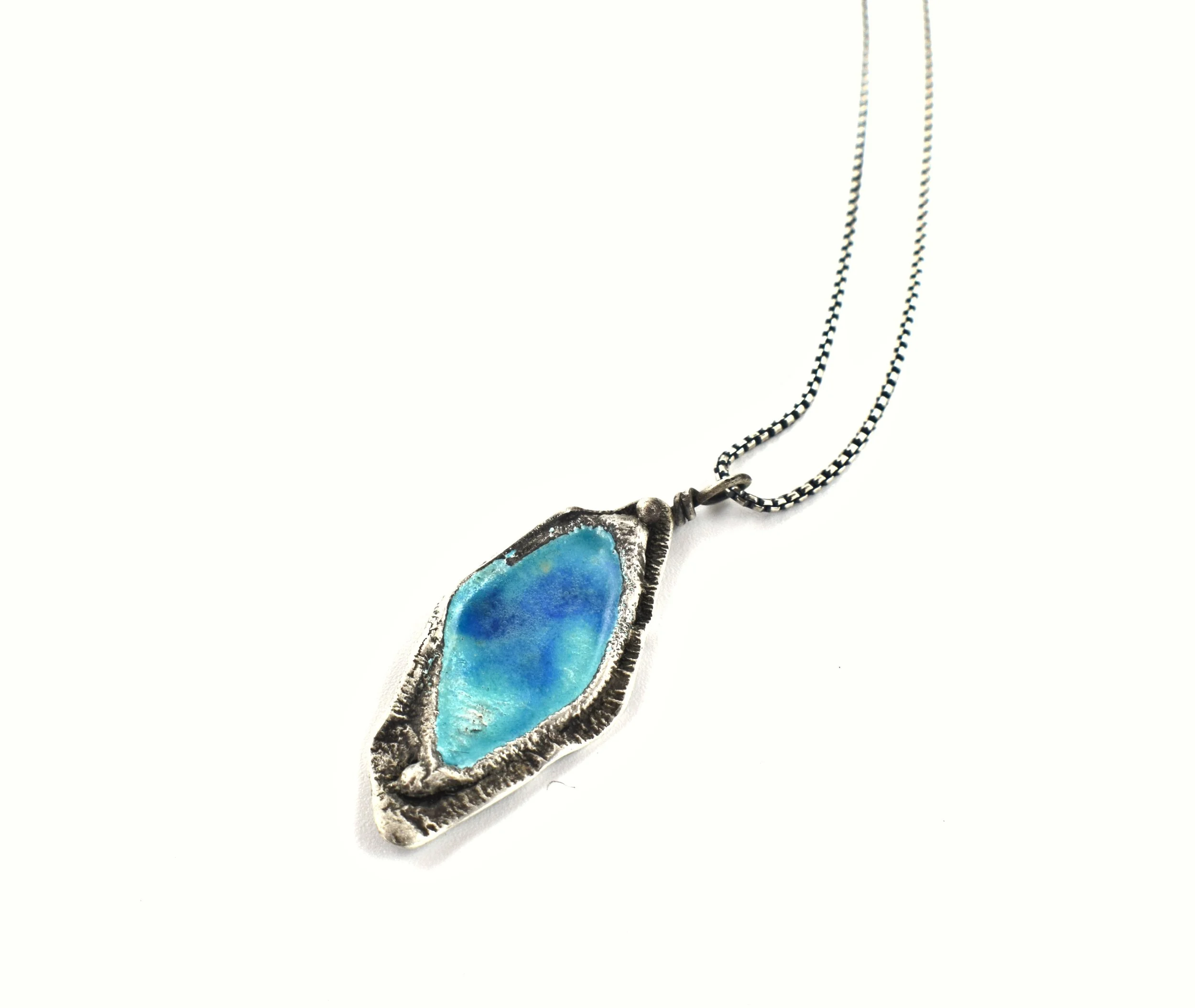 Trans_enamel_Blue_Leaf_pendant2.JPG