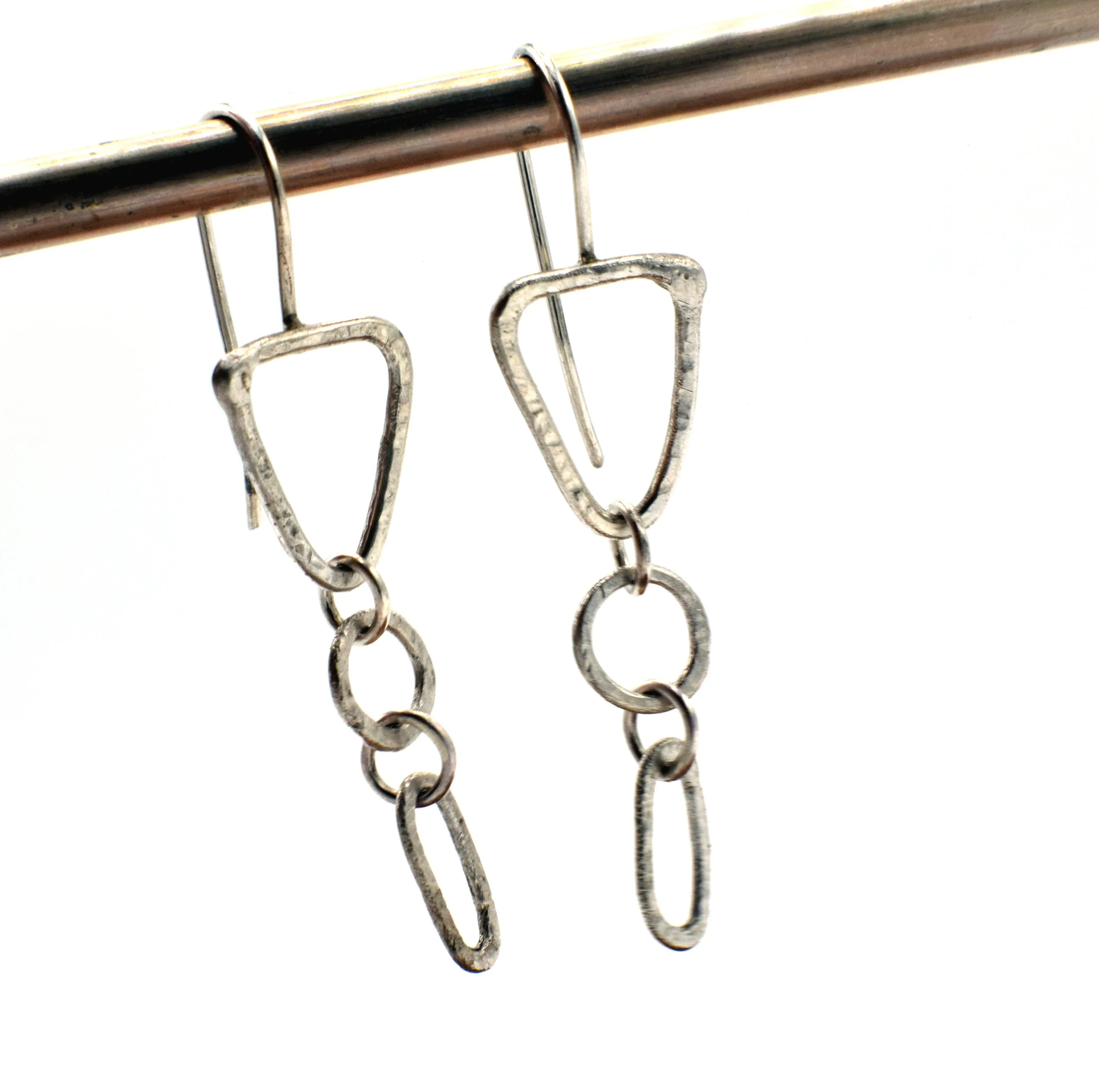 simple_silver_dangle_earring2.JPG