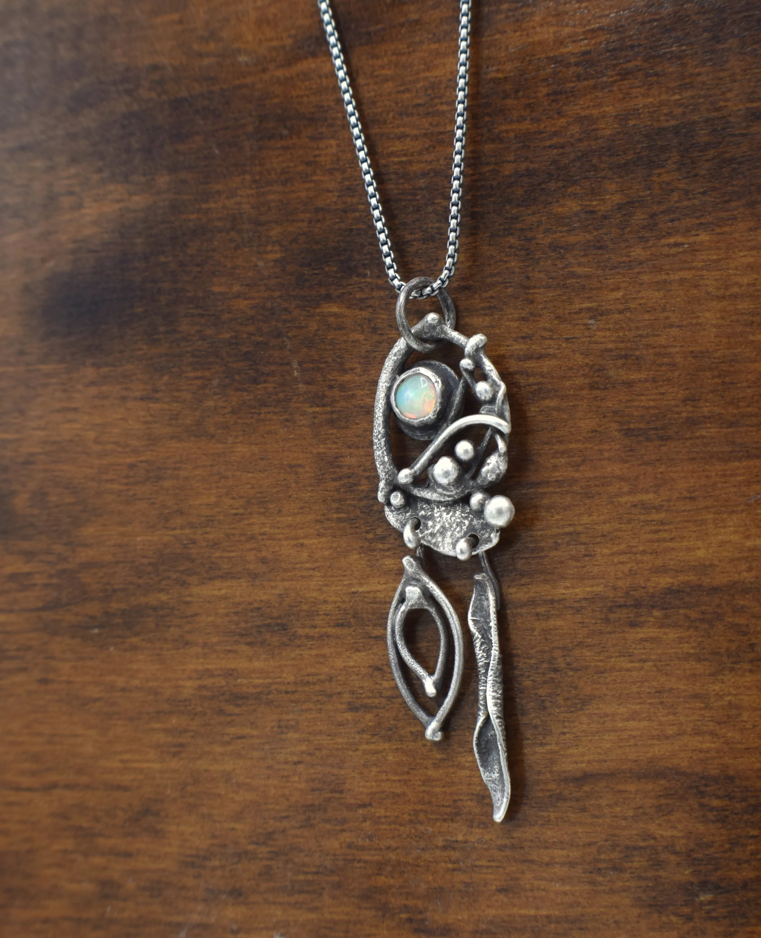 Opal_asymmetric_necklace.JPG
