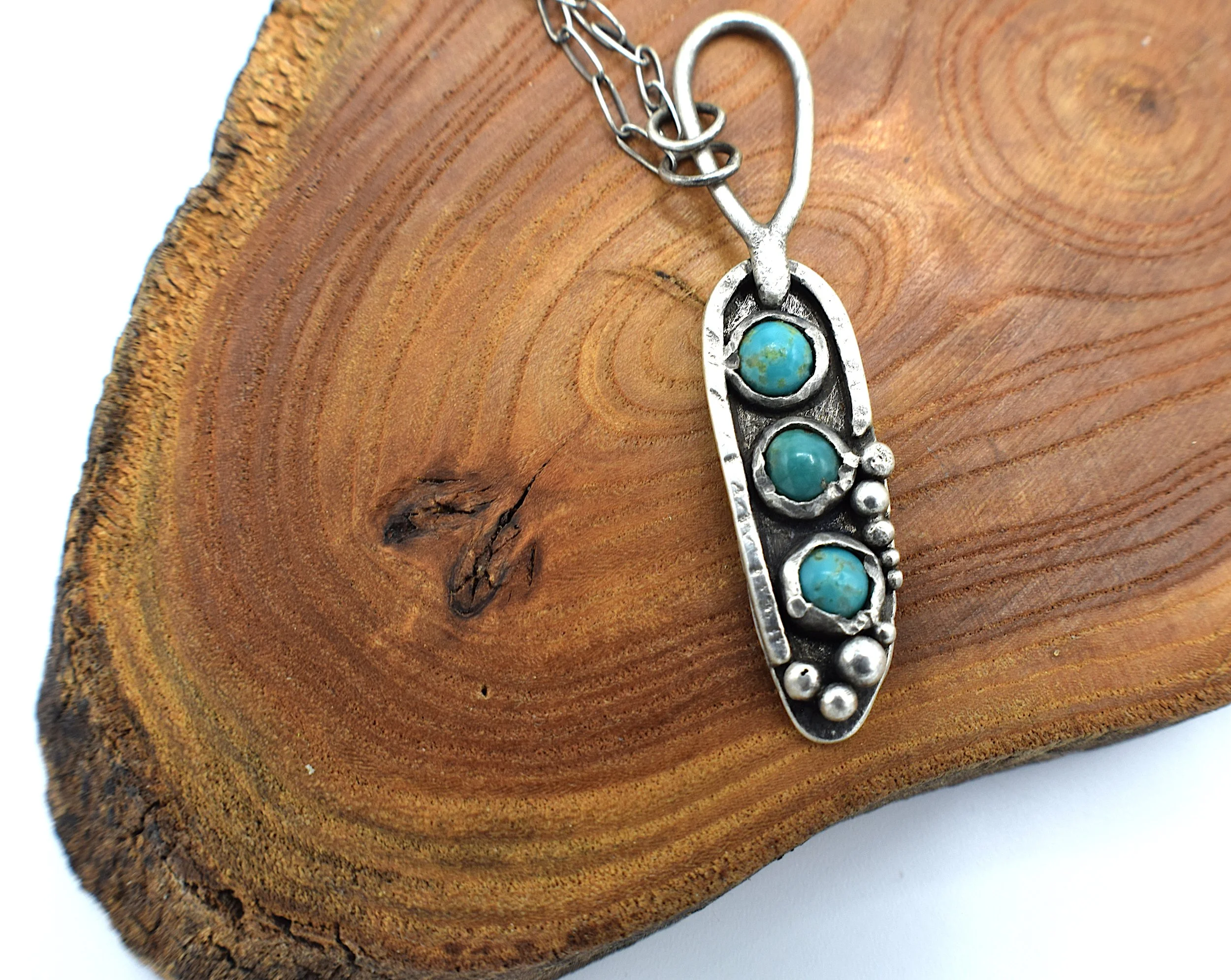 Triple_turquoise_necklace3.JPG