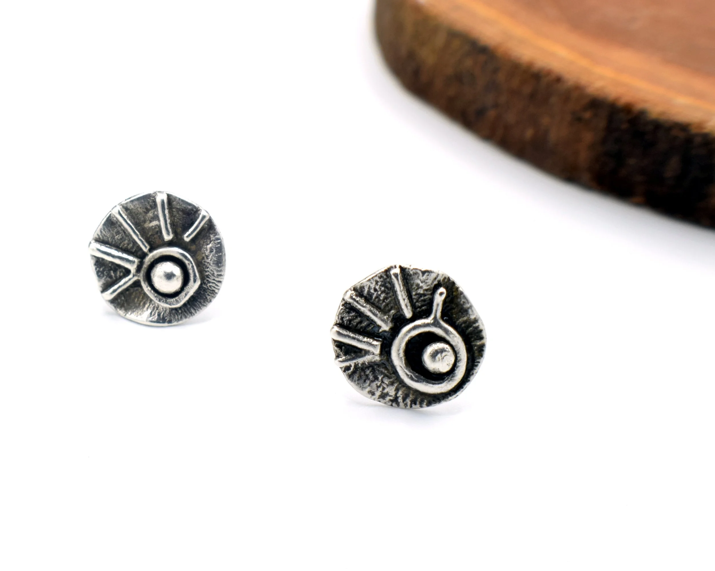 rustic_silver_simple_studs3.JPG