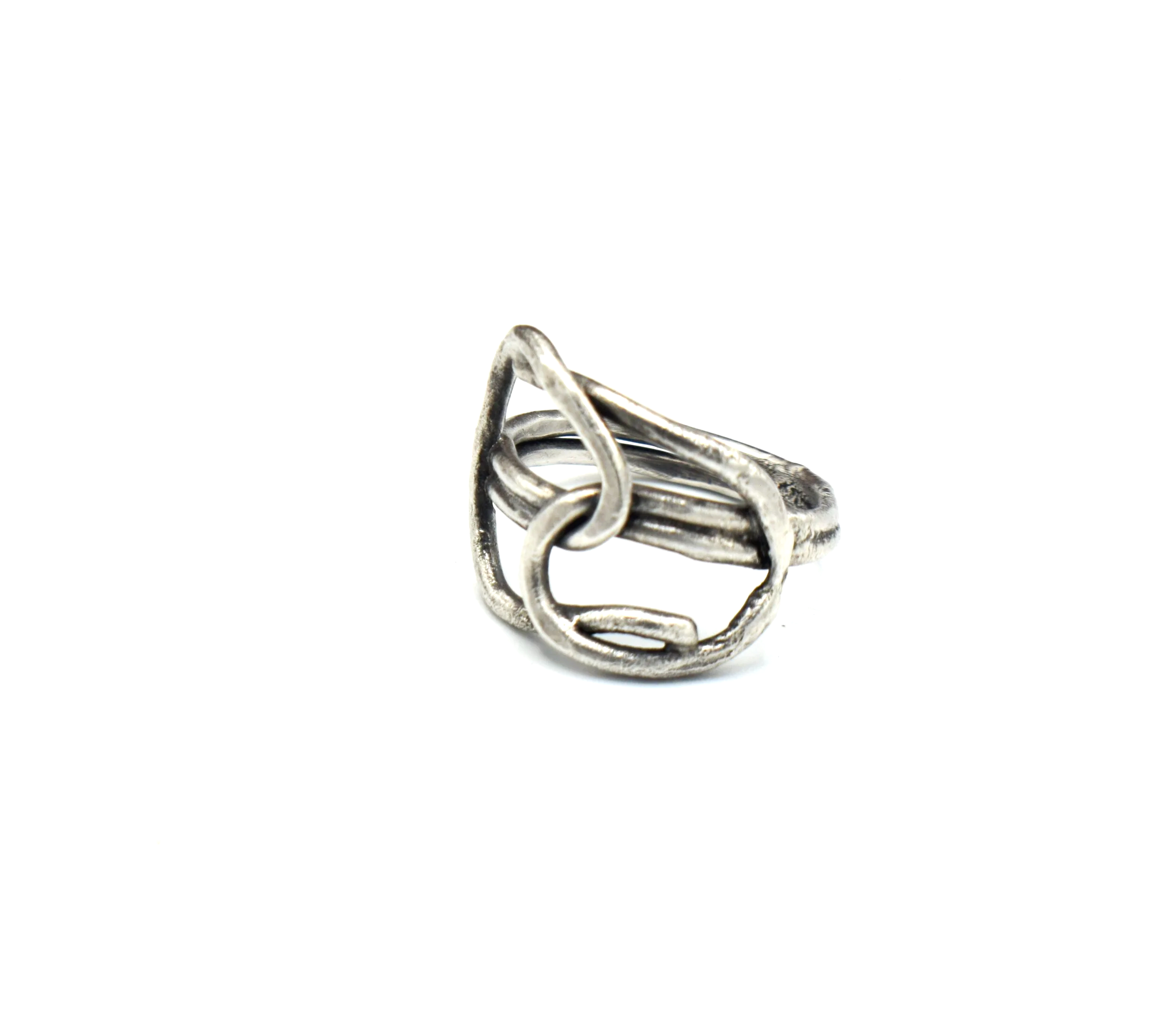 Twisted_ring_silver.3.png