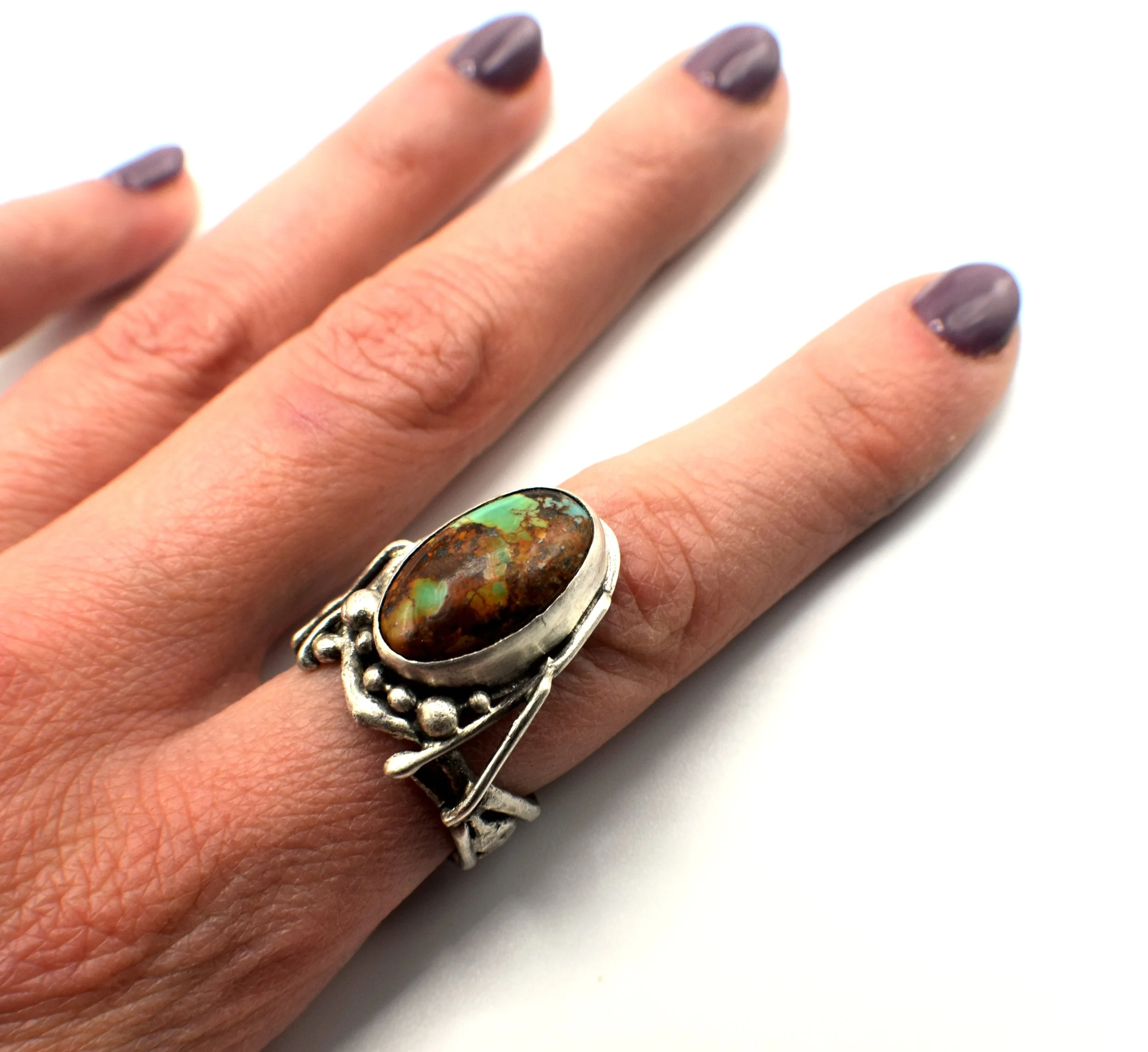 kingman_turquoise_ring_unique_band4.JPG