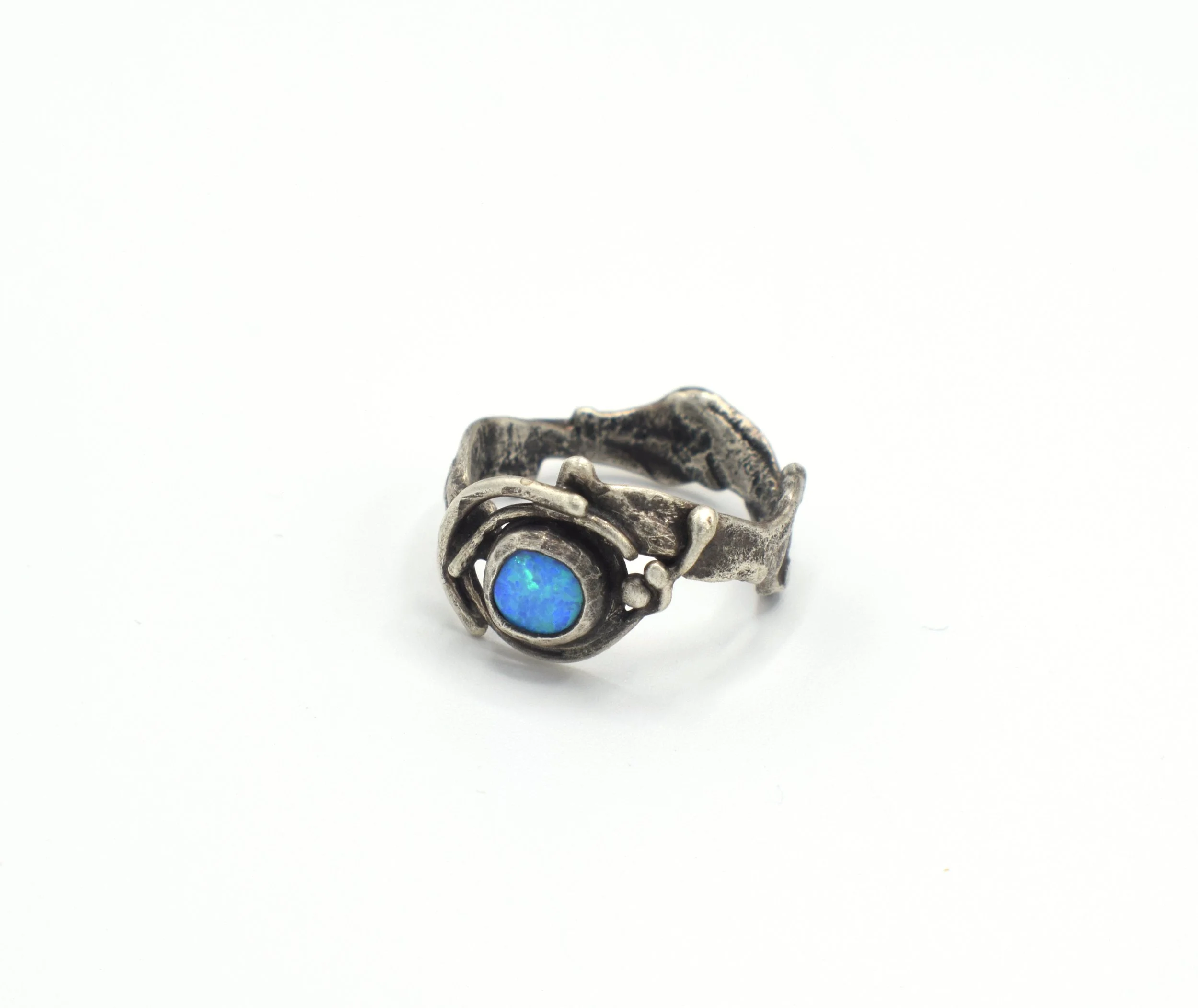 Blue_opal_nest_ring.JPG