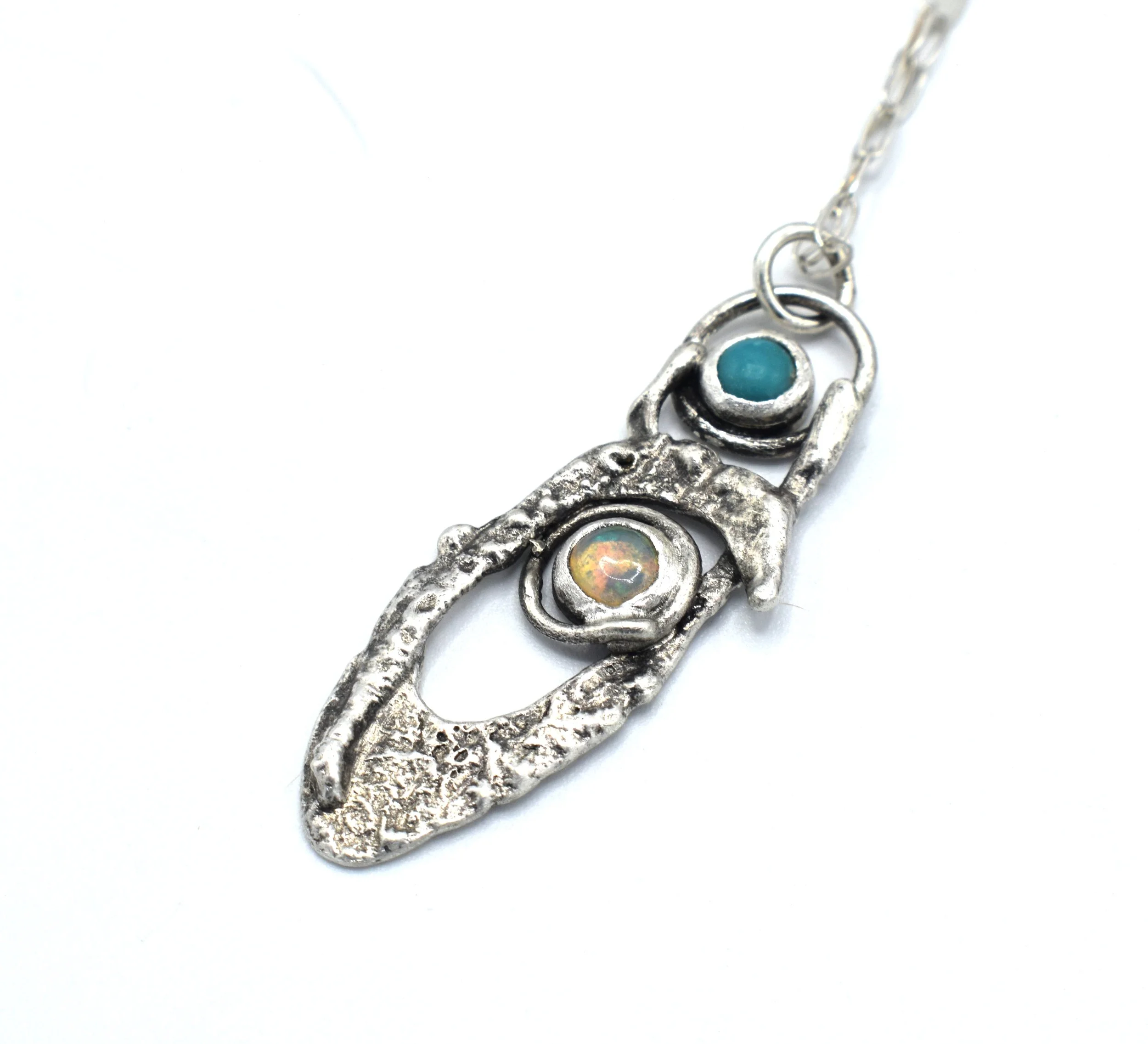 Rustic_opal_turquoise_necklace.JPG