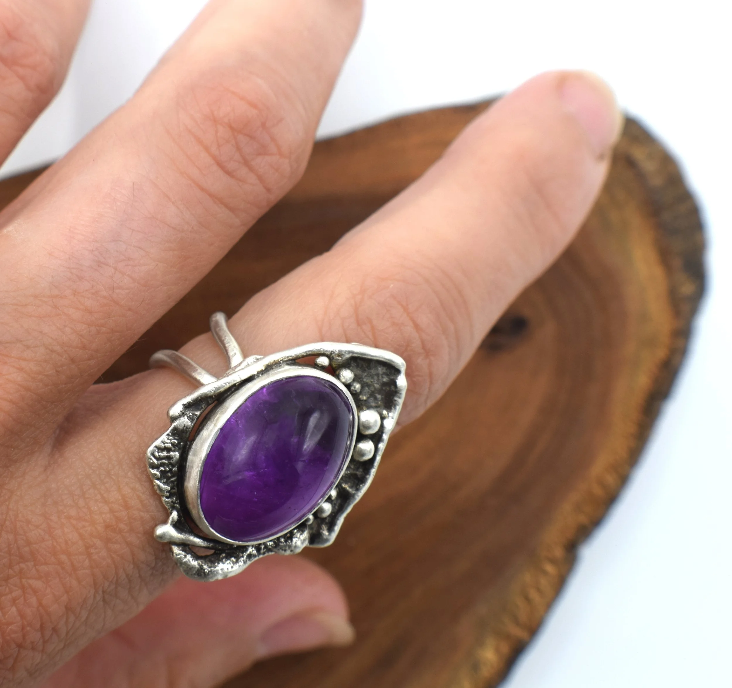 amethyst_statement_ring3.png