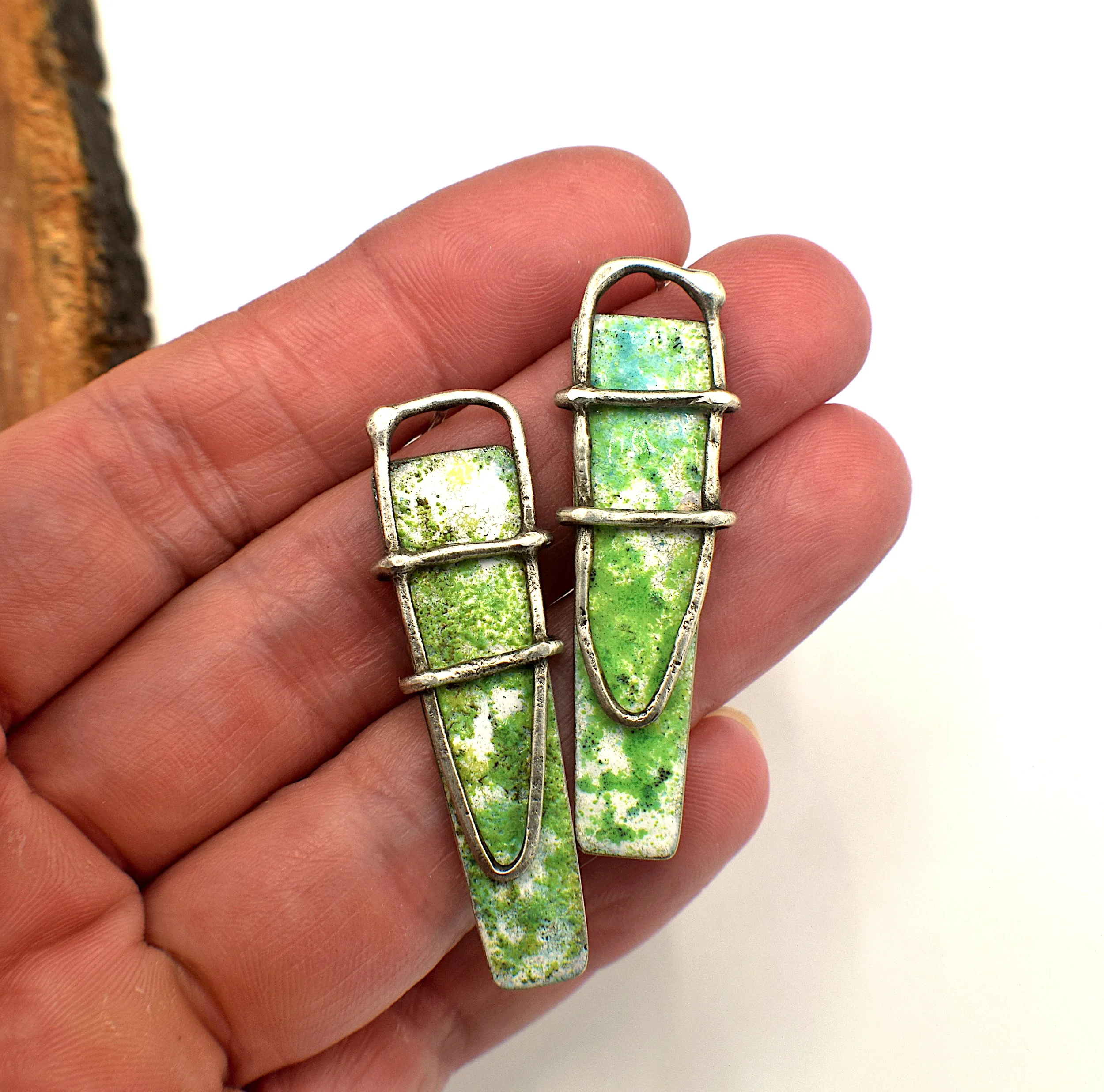 Green_enamel_Cage_studs3.JPG