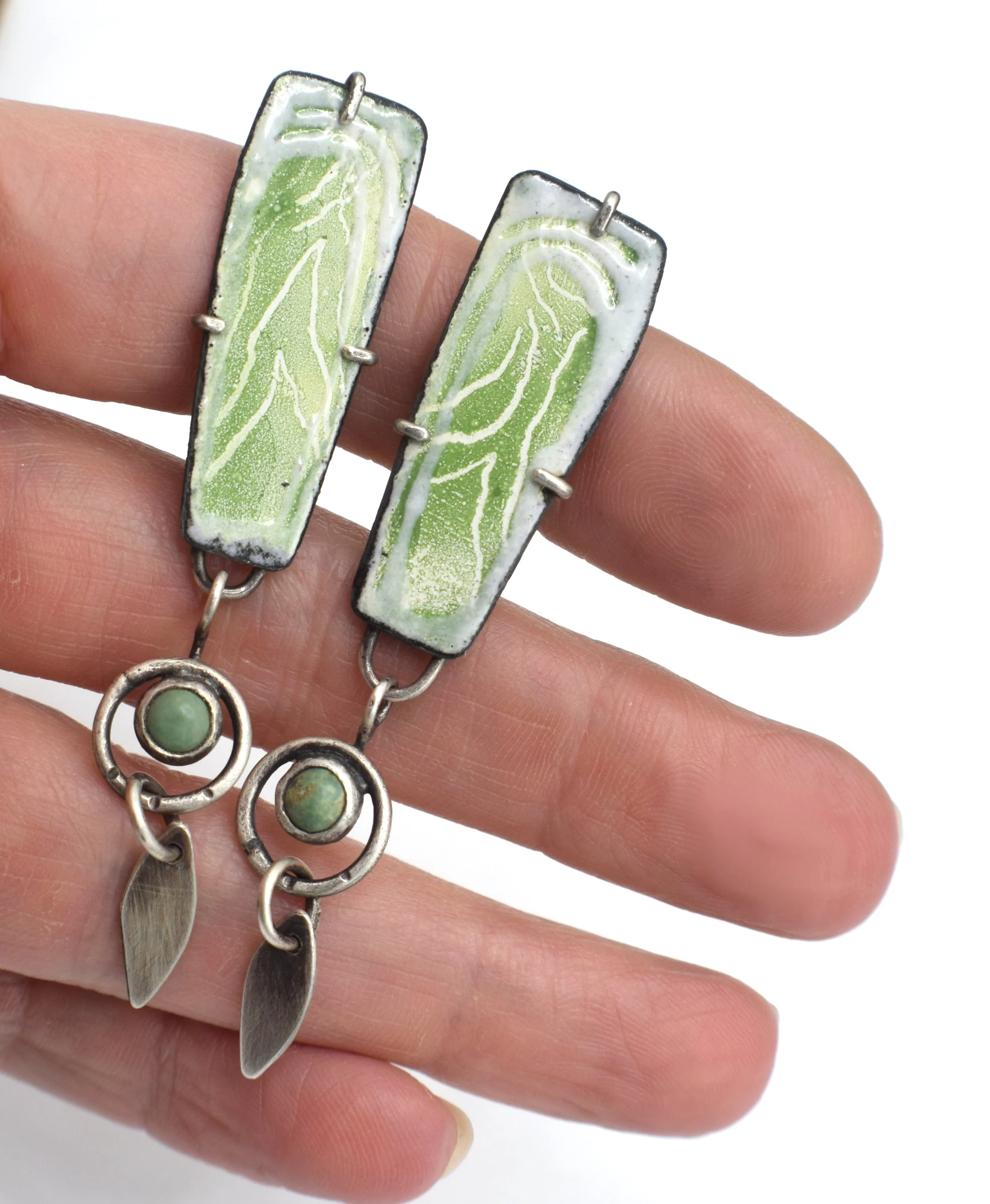 green_sgraffito_turquoise_earrings2.png