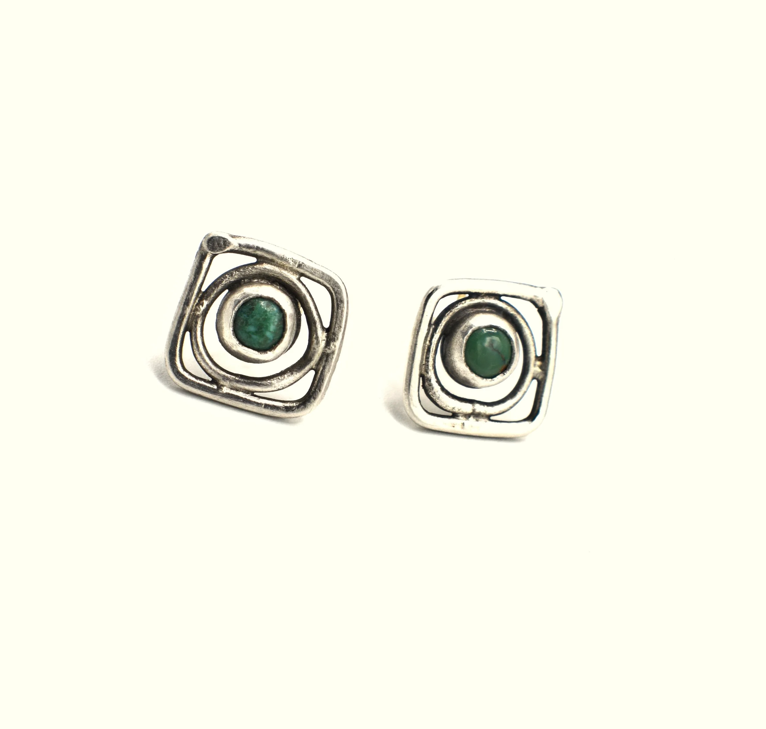 Malachite_frame_studs2_.JPG