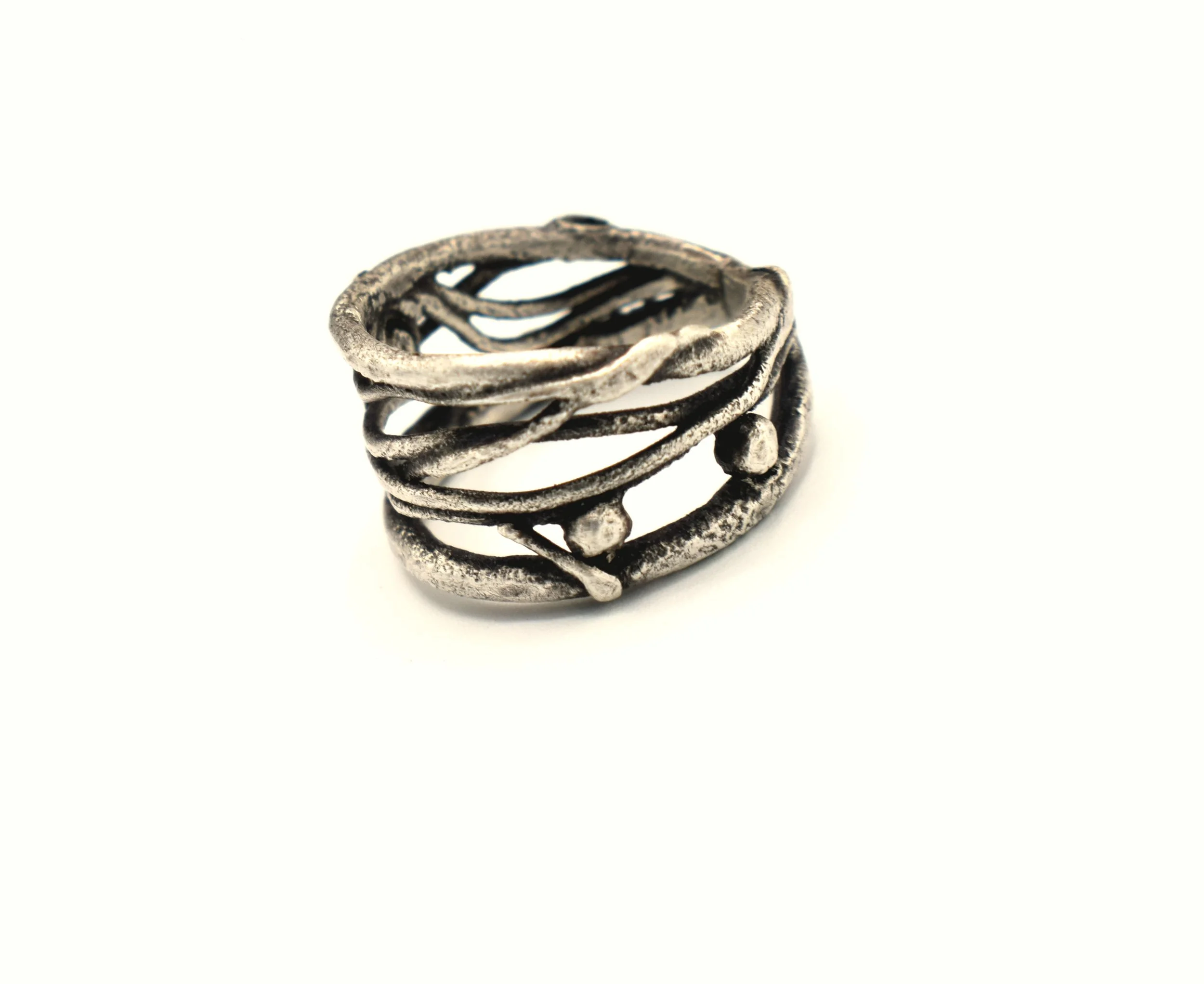 Twisted_band_silver_ring7.JPG