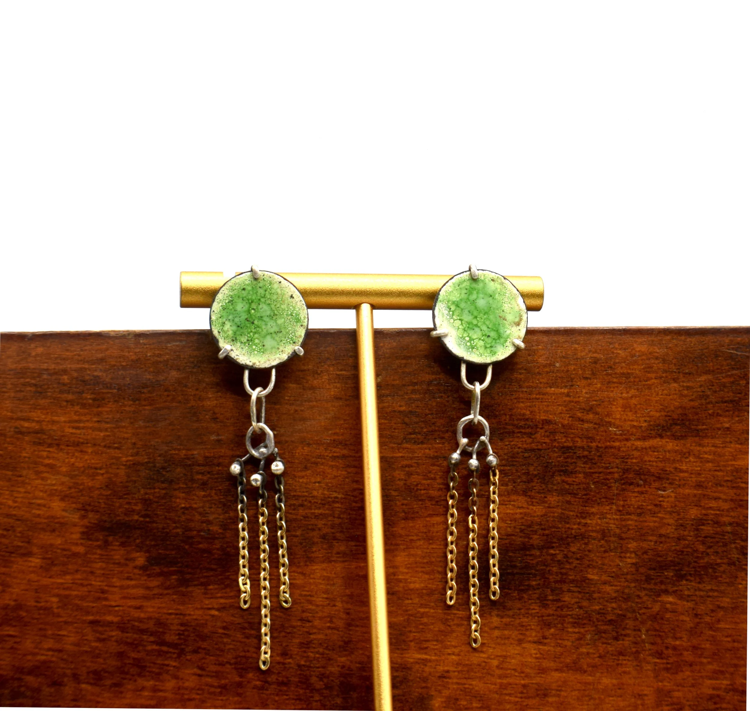 Green_stud_enamel_dangle.JPG