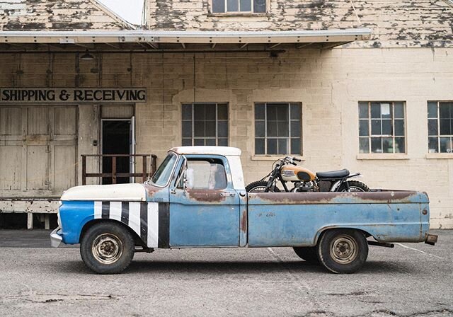 Live from the Fillmore South?

1965 Ford F100 : Triumph Tr6SC

Photos by @tombingphoto