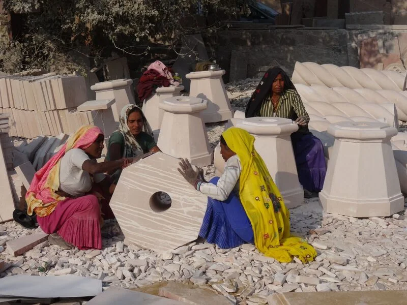 The stone work for the Dargah was carved in India.