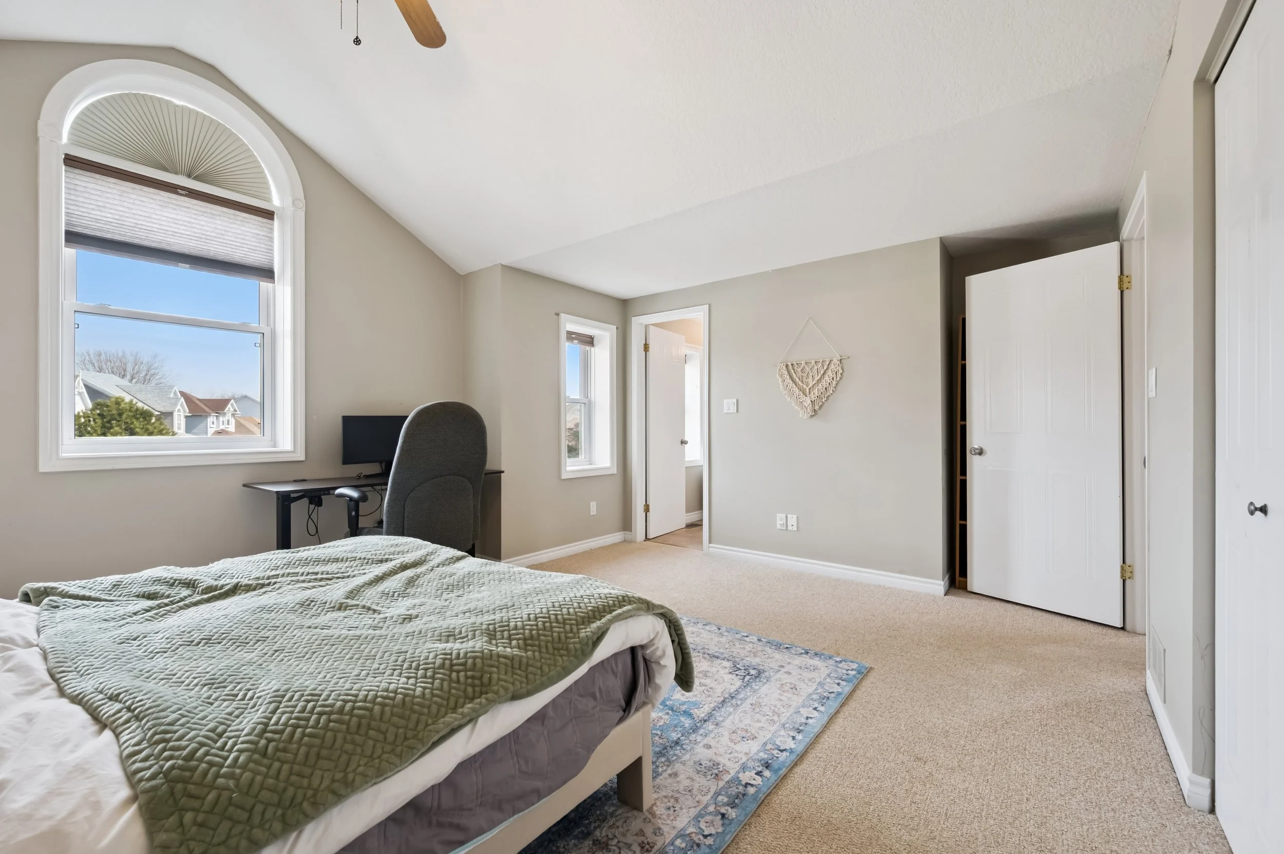 26-Southcreek Trail 026.jpg