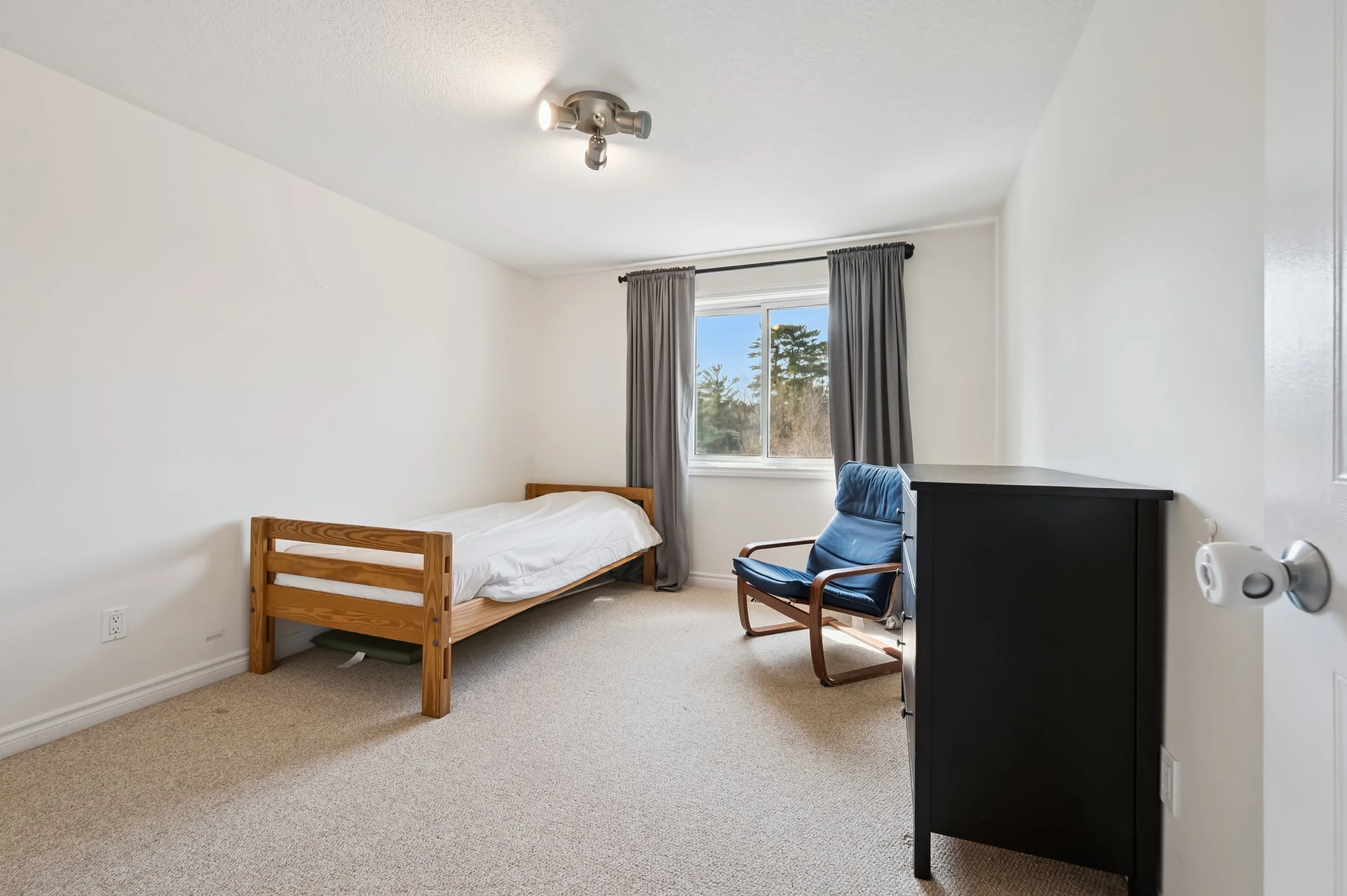 28-Southcreek Trail 028.jpg