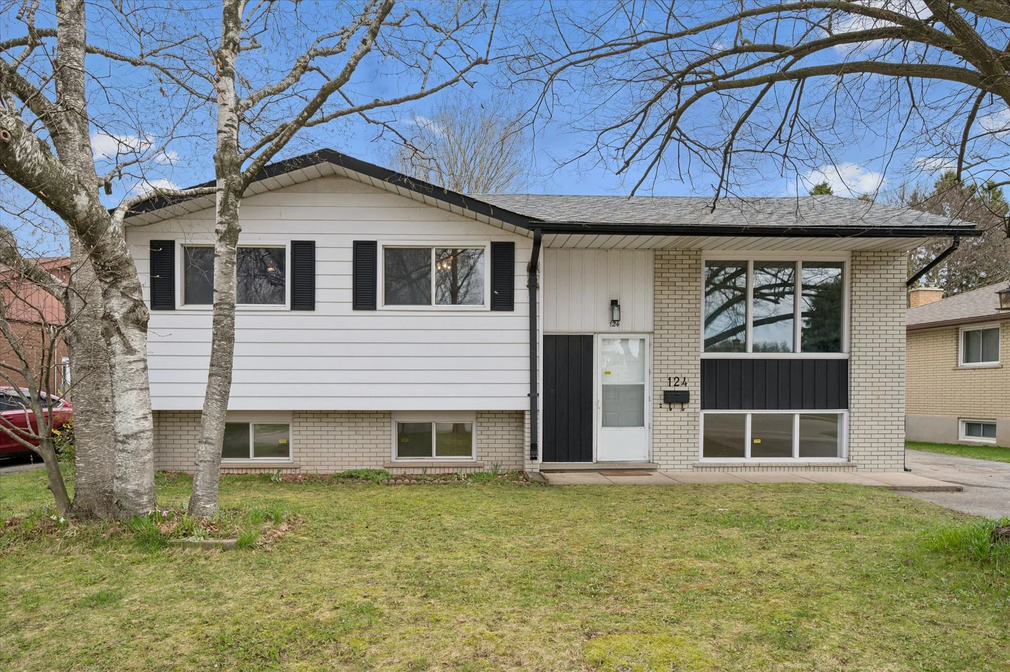 124 Montcalm Drive, Kitchener
