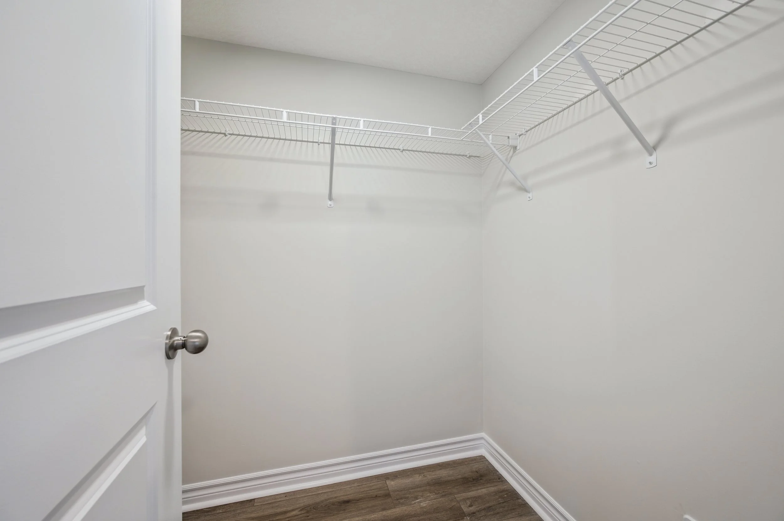 22-Garafraxa St W #2 022.jpg