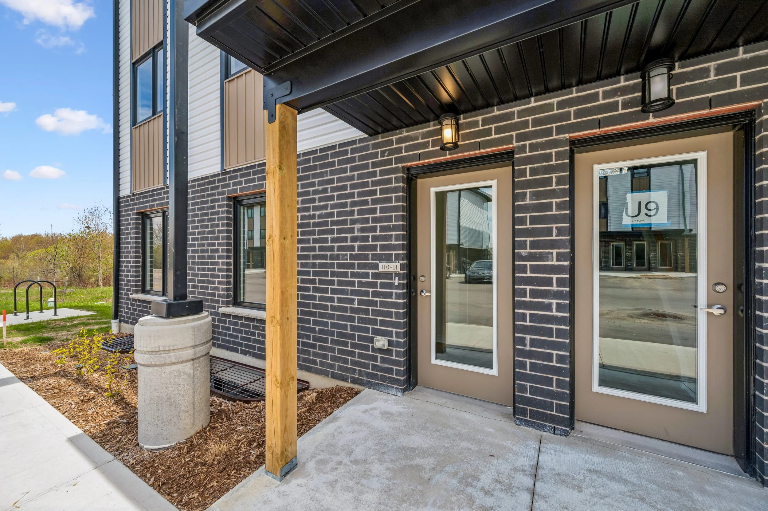 25-Garafraxa St W #2 025.jpg