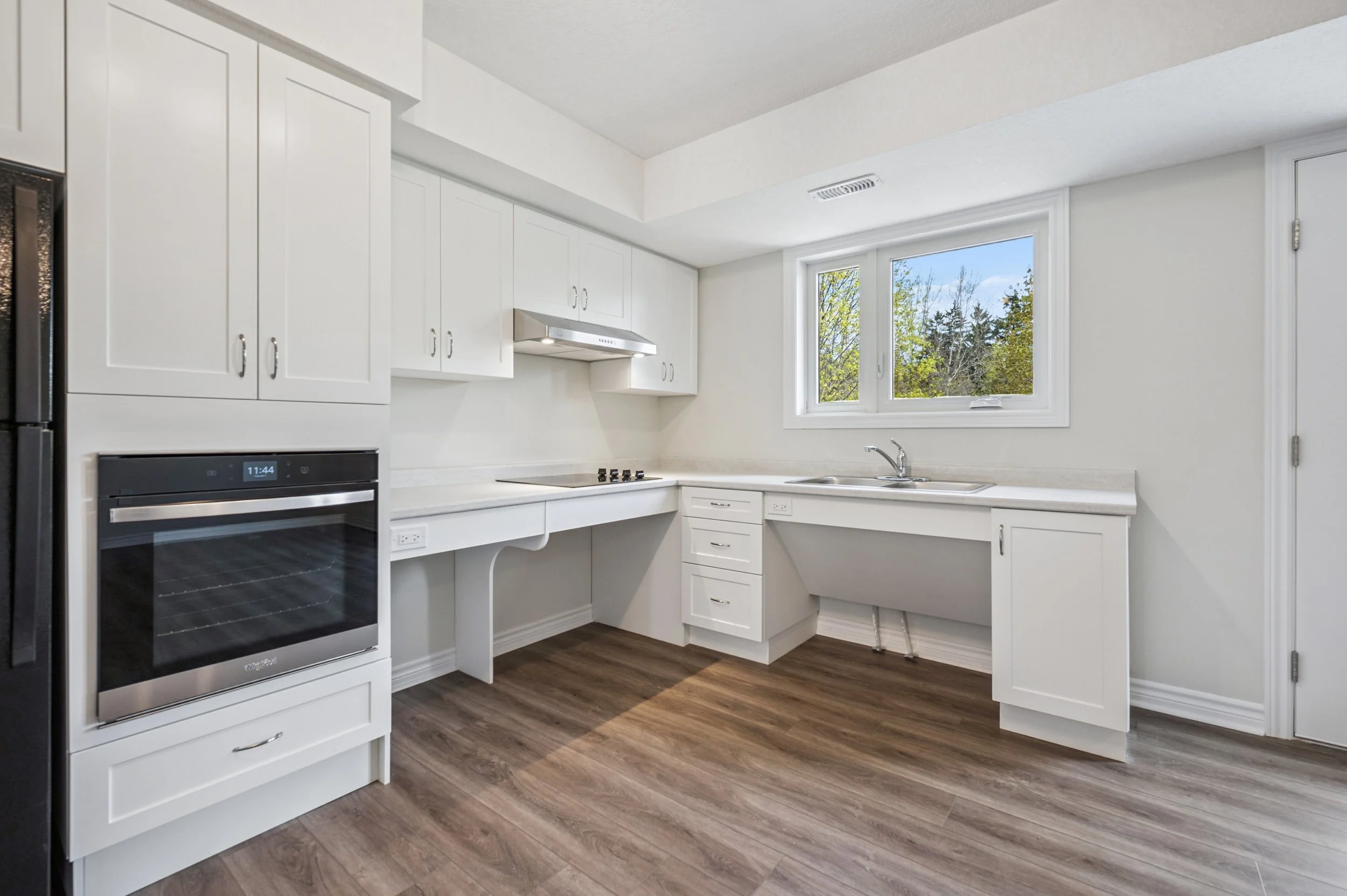 30-Garafraxa St W #2 030.jpg