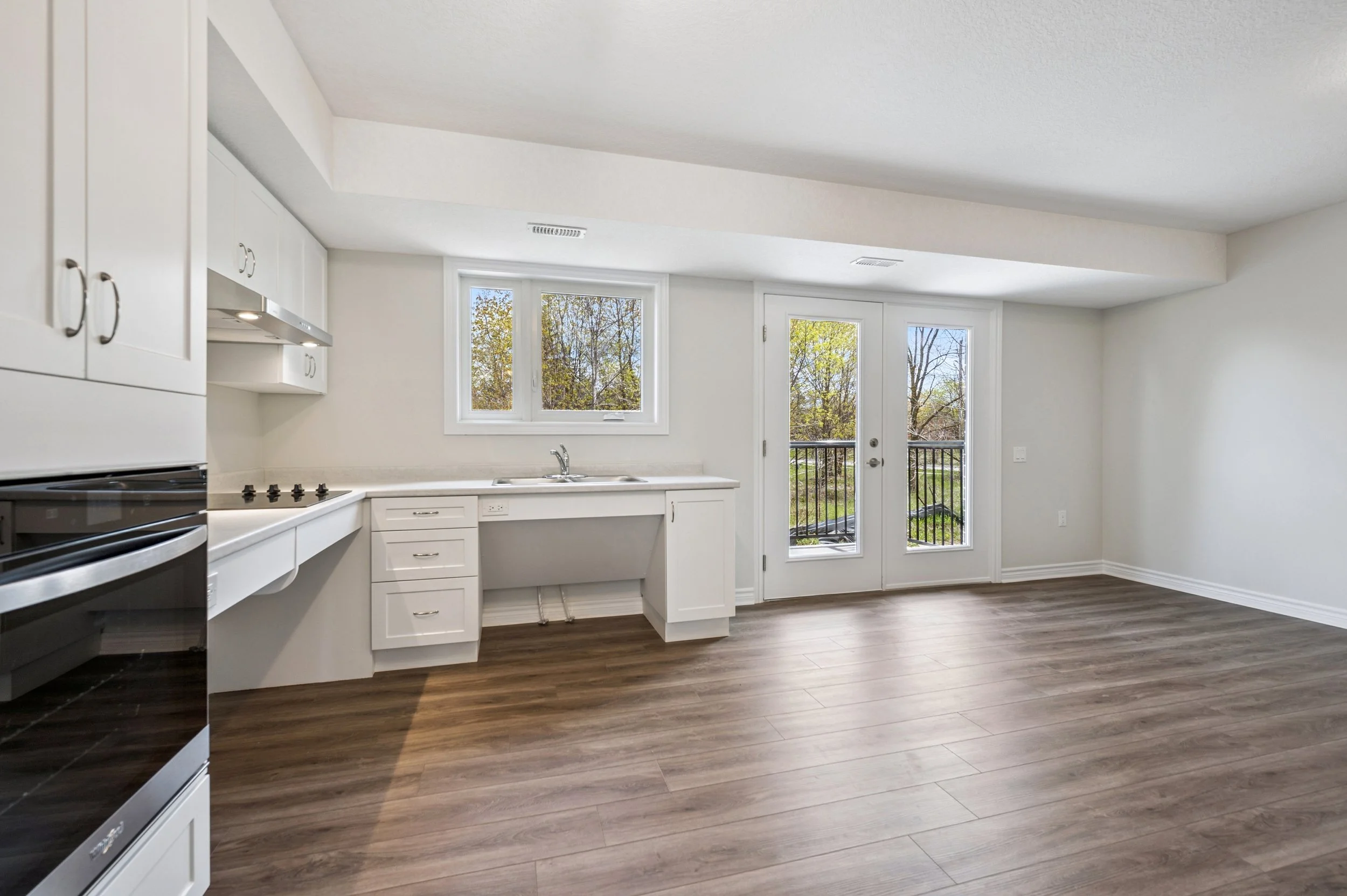 31-Garafraxa St W #2 031.jpg
