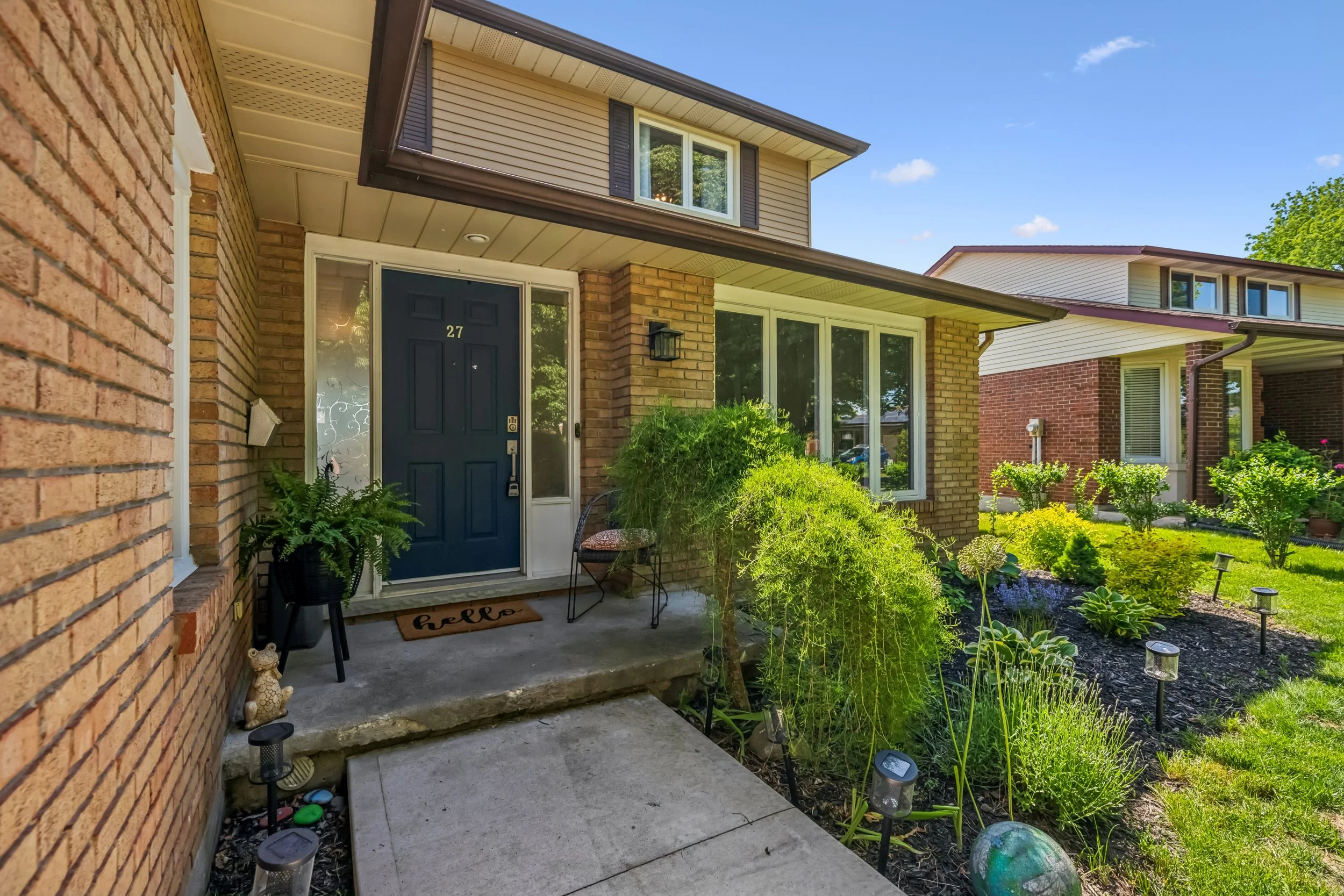 04-Notchwood Ct 004.jpg