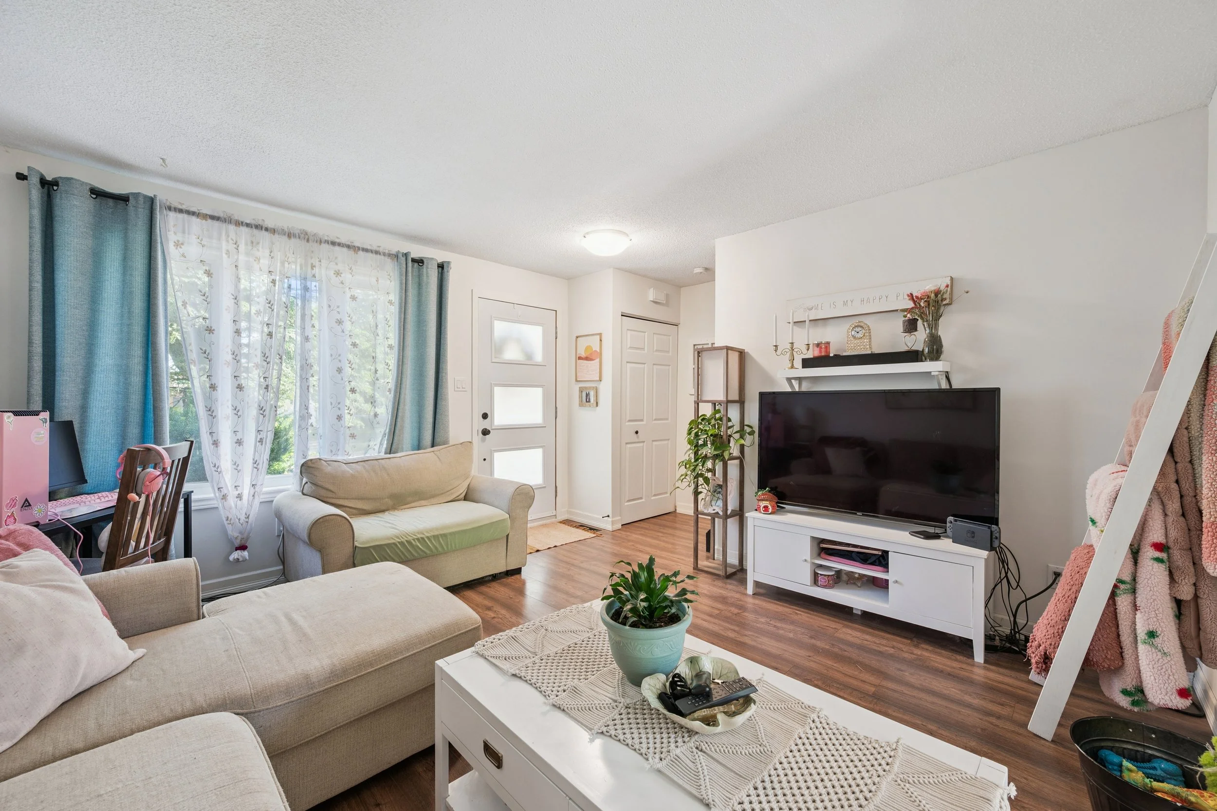 09-Bretz Ave 009.jpg