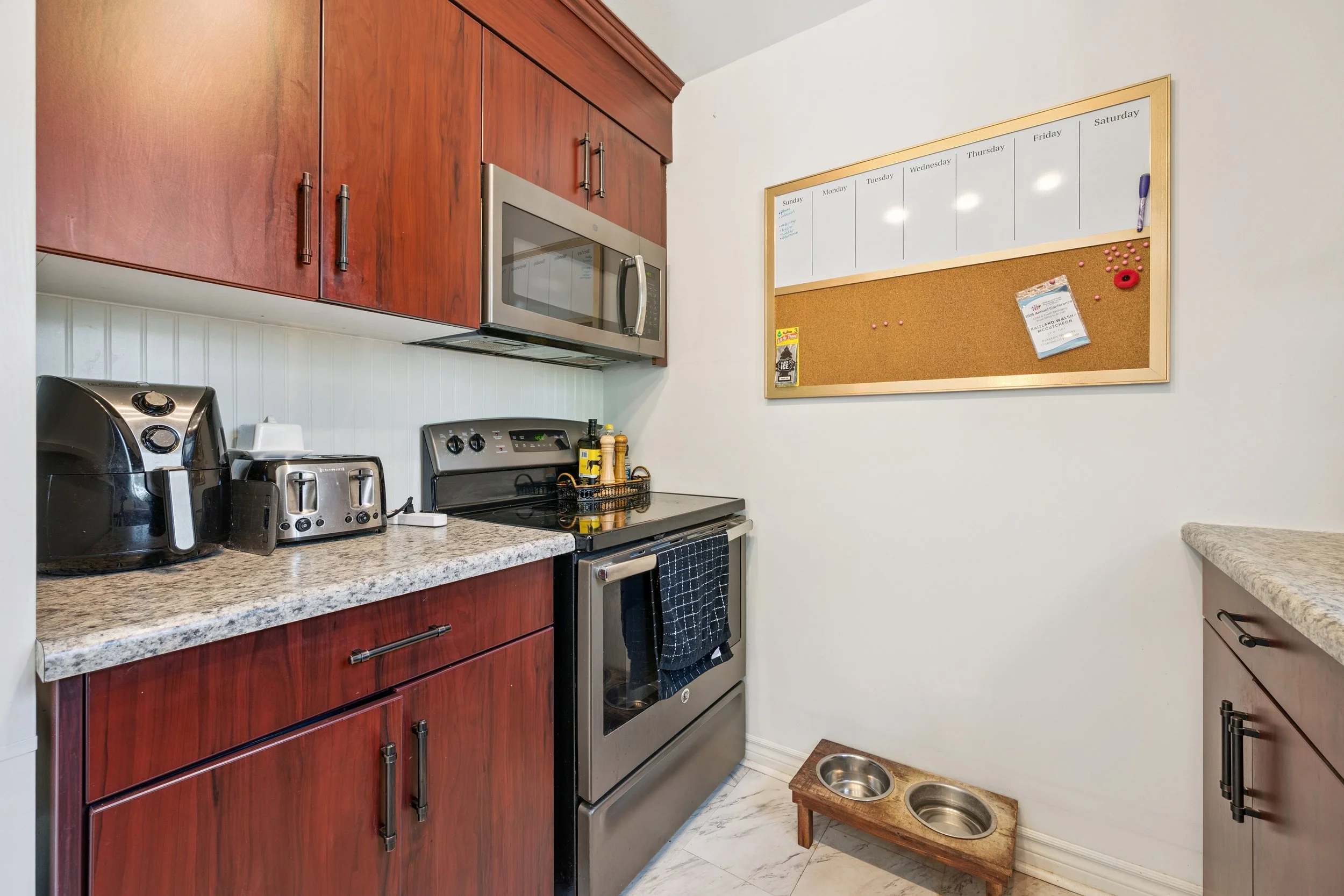 11-Bretz Ave 011.jpg
