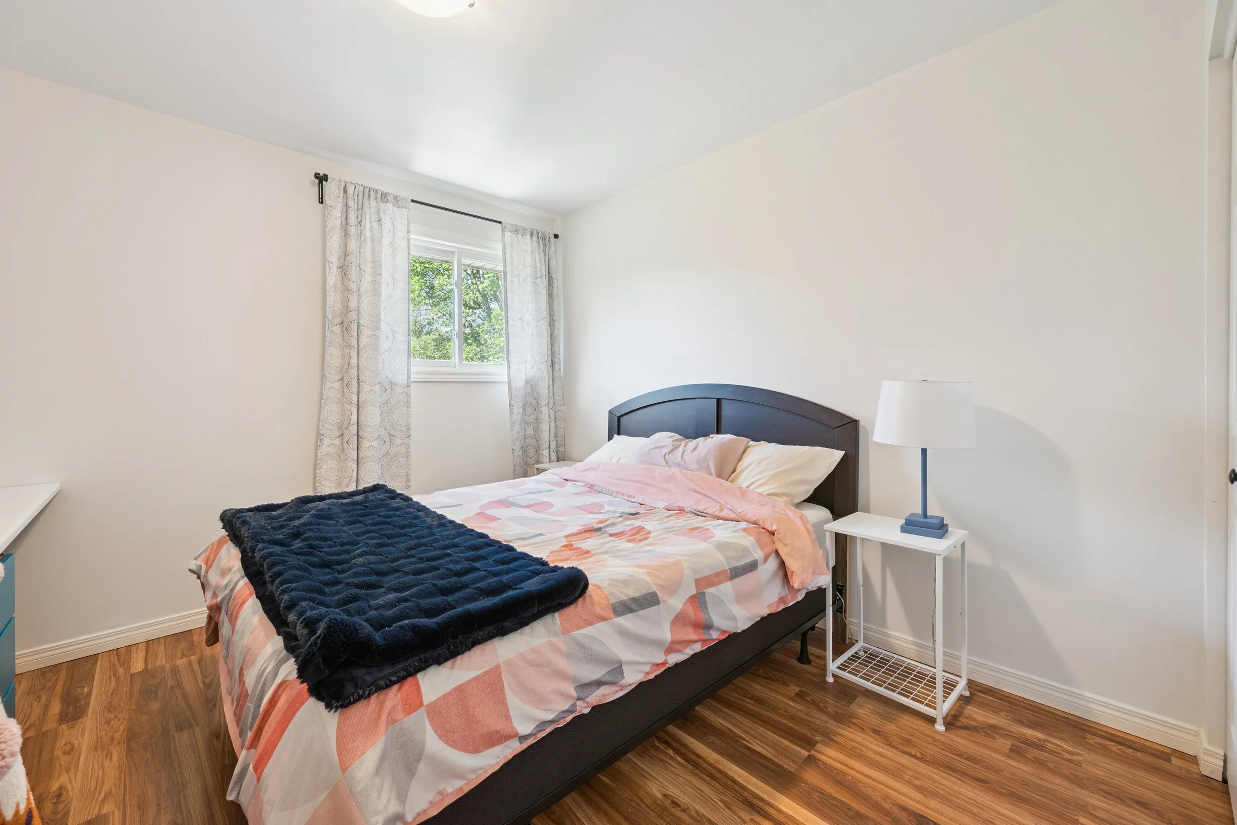 21-Bretz Ave 021.jpg