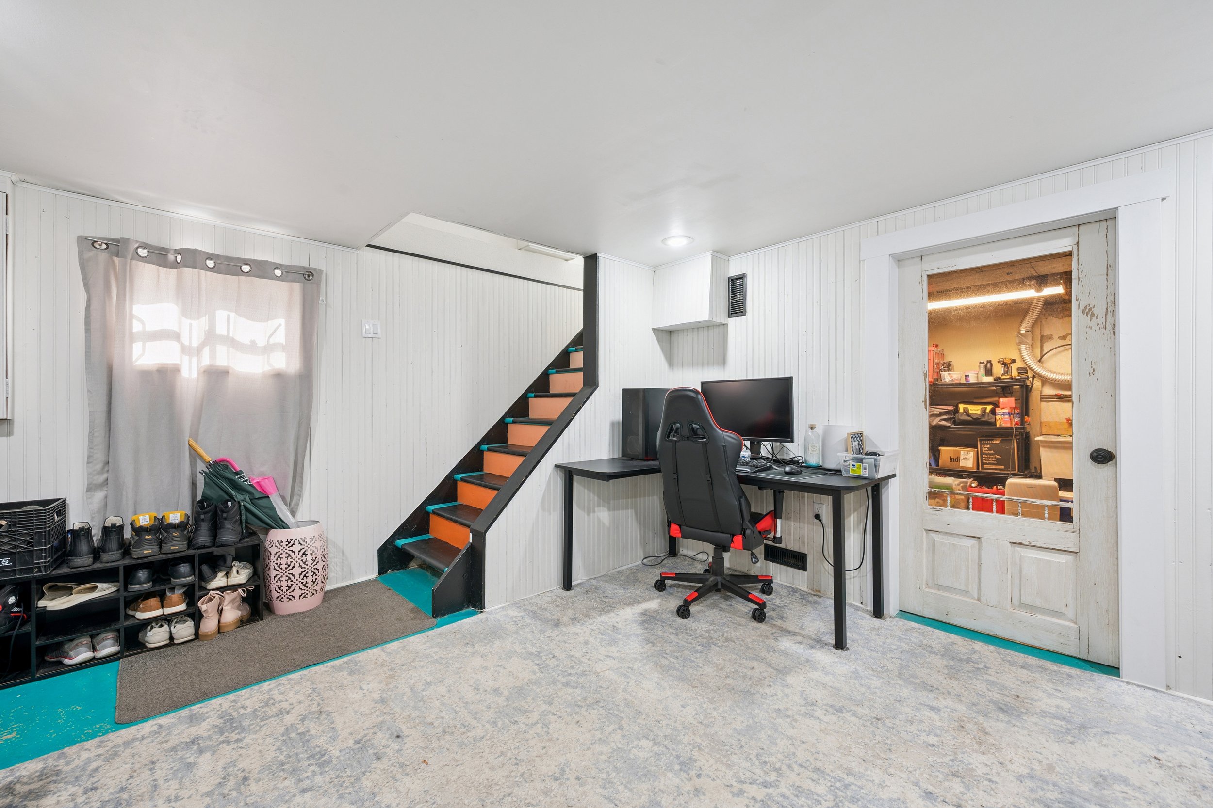 25-Bretz Ave 025.jpg