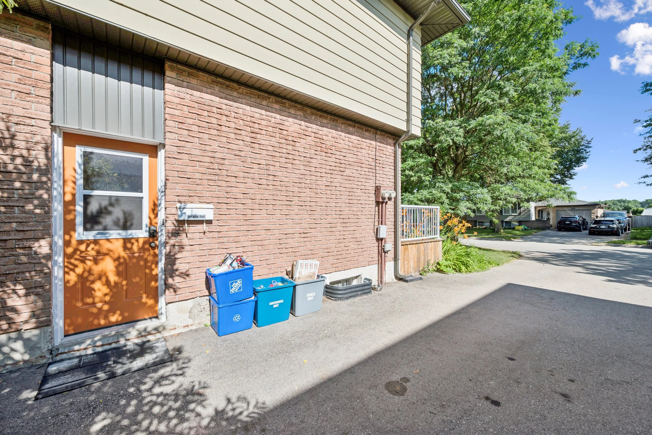 29-Bretz Ave 029.jpg