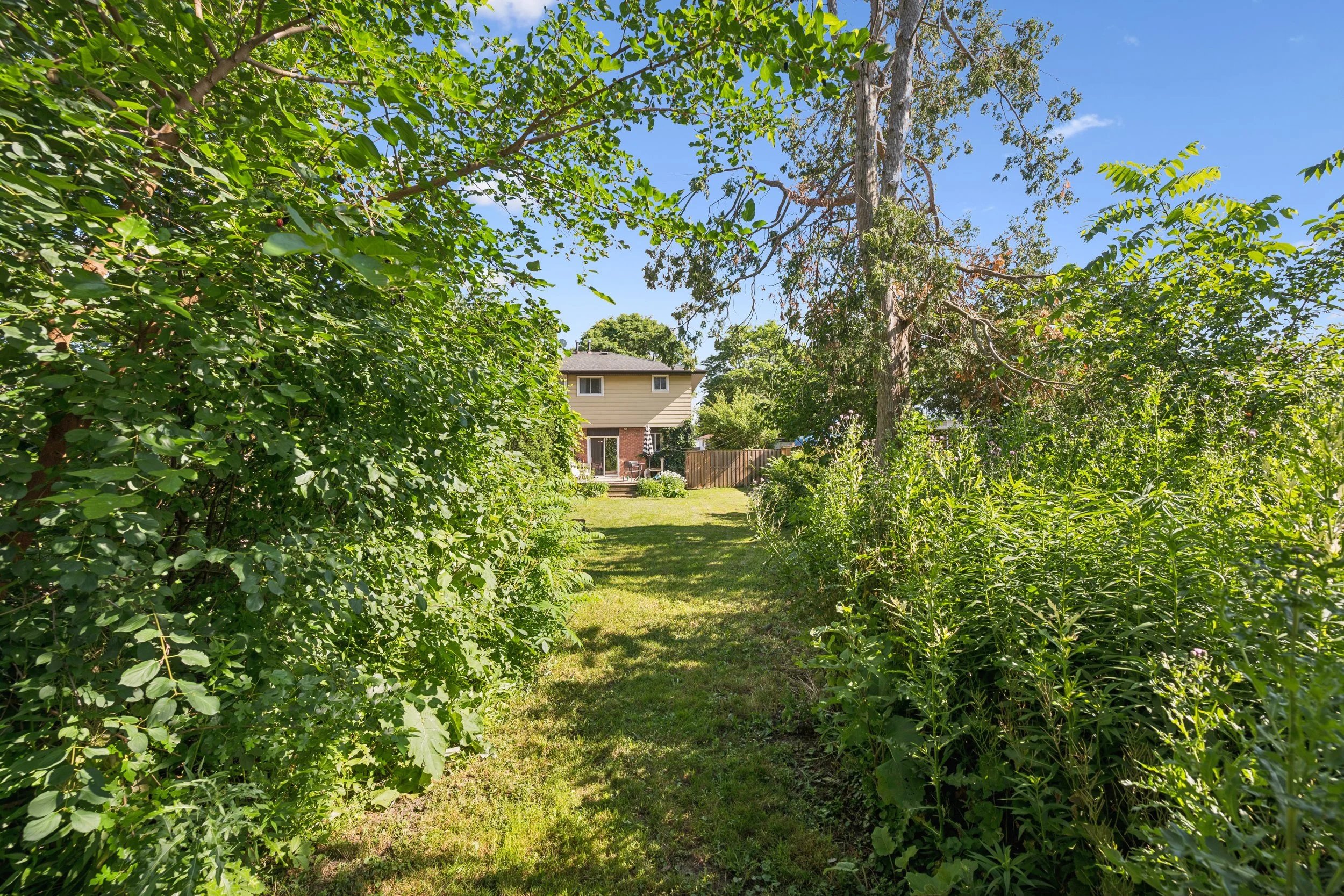 38-Bretz Ave 038.jpg